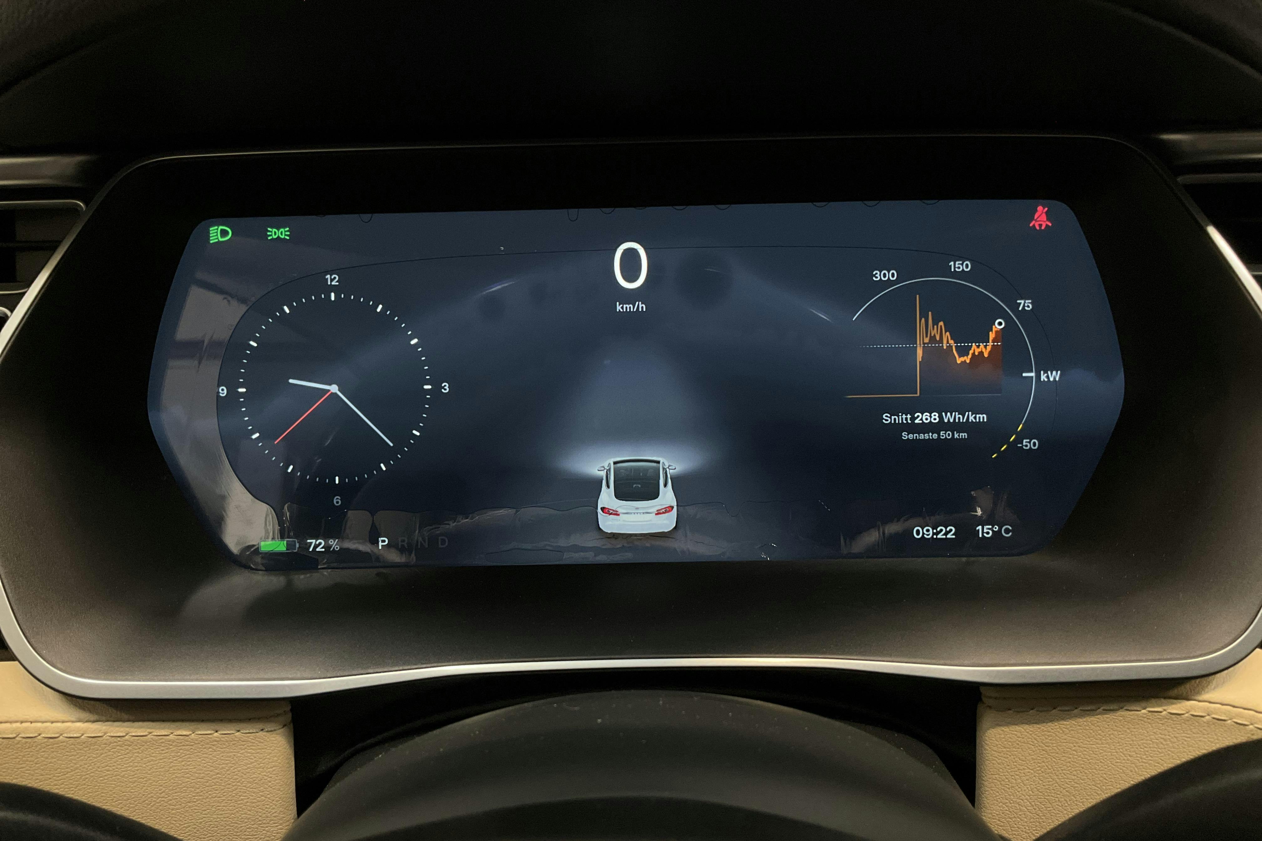 Tesla Model S 85 - 17 219 mil - Automat - vit - 2014