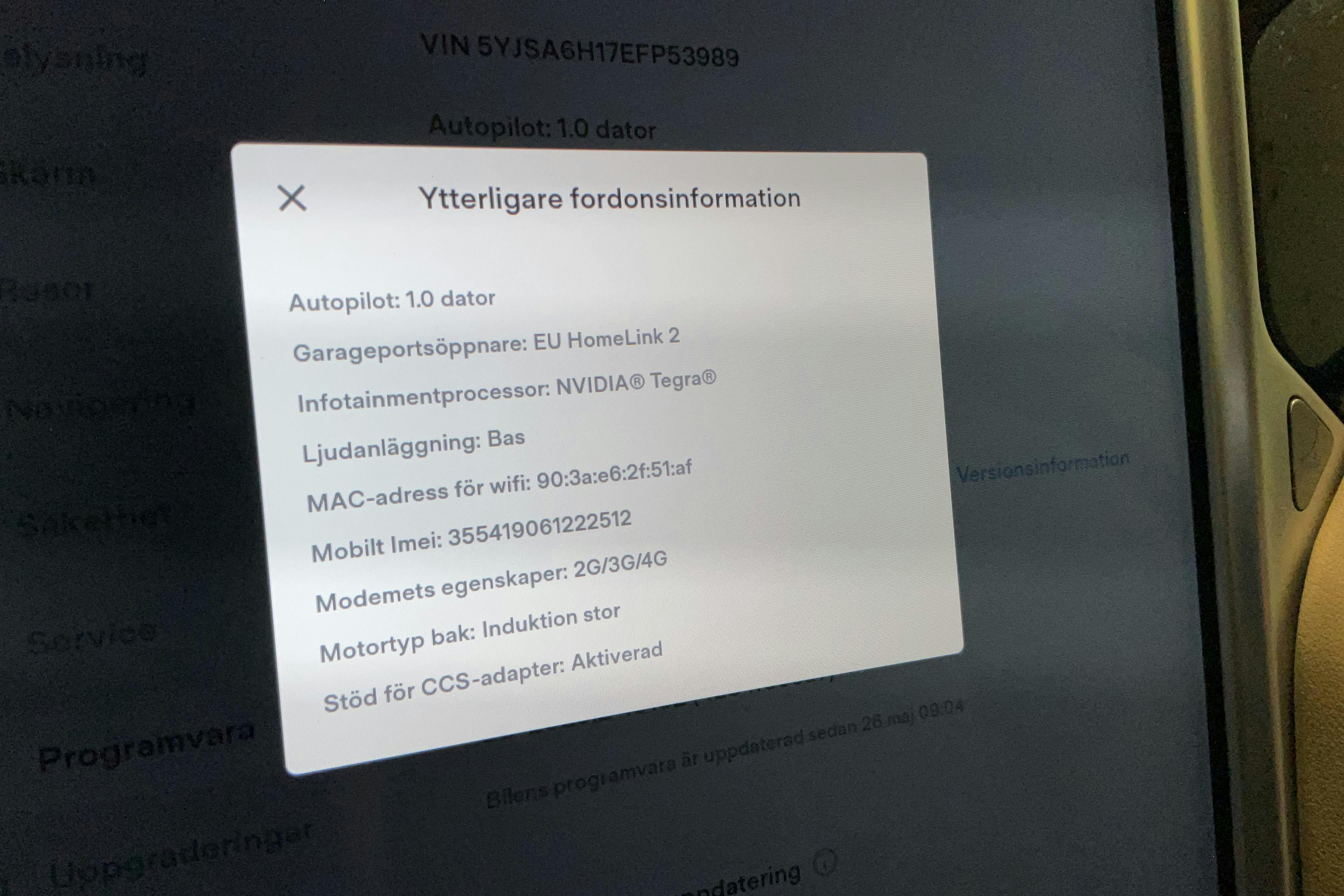 Tesla Model S 85 - 17 219 mil - Automat - vit - 2014