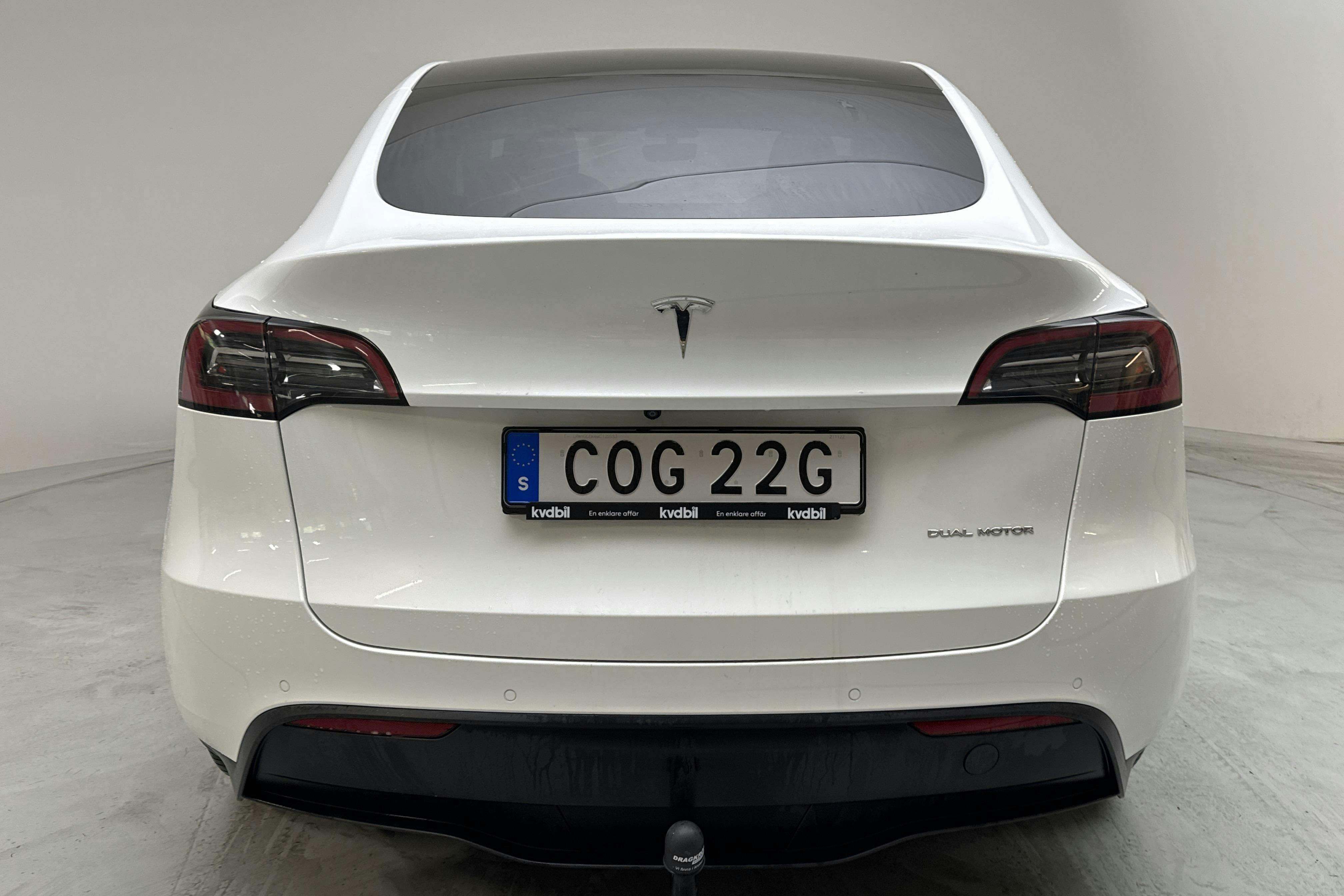 Tesla Model Y Long Range Dual Motor AWD - 18 094 mil - Automat - vit - 2021