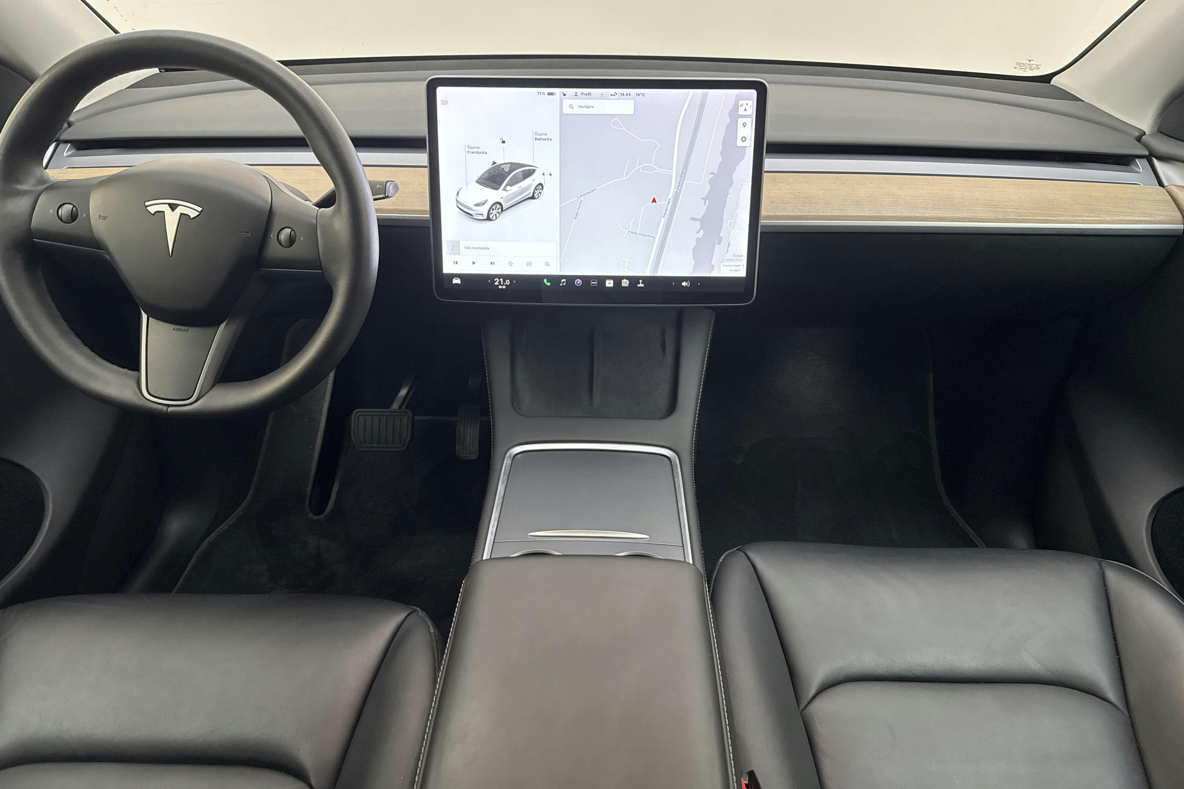 Tesla Model Y Long Range Dual Motor AWD - 18 094 mil - Automat - vit - 2021