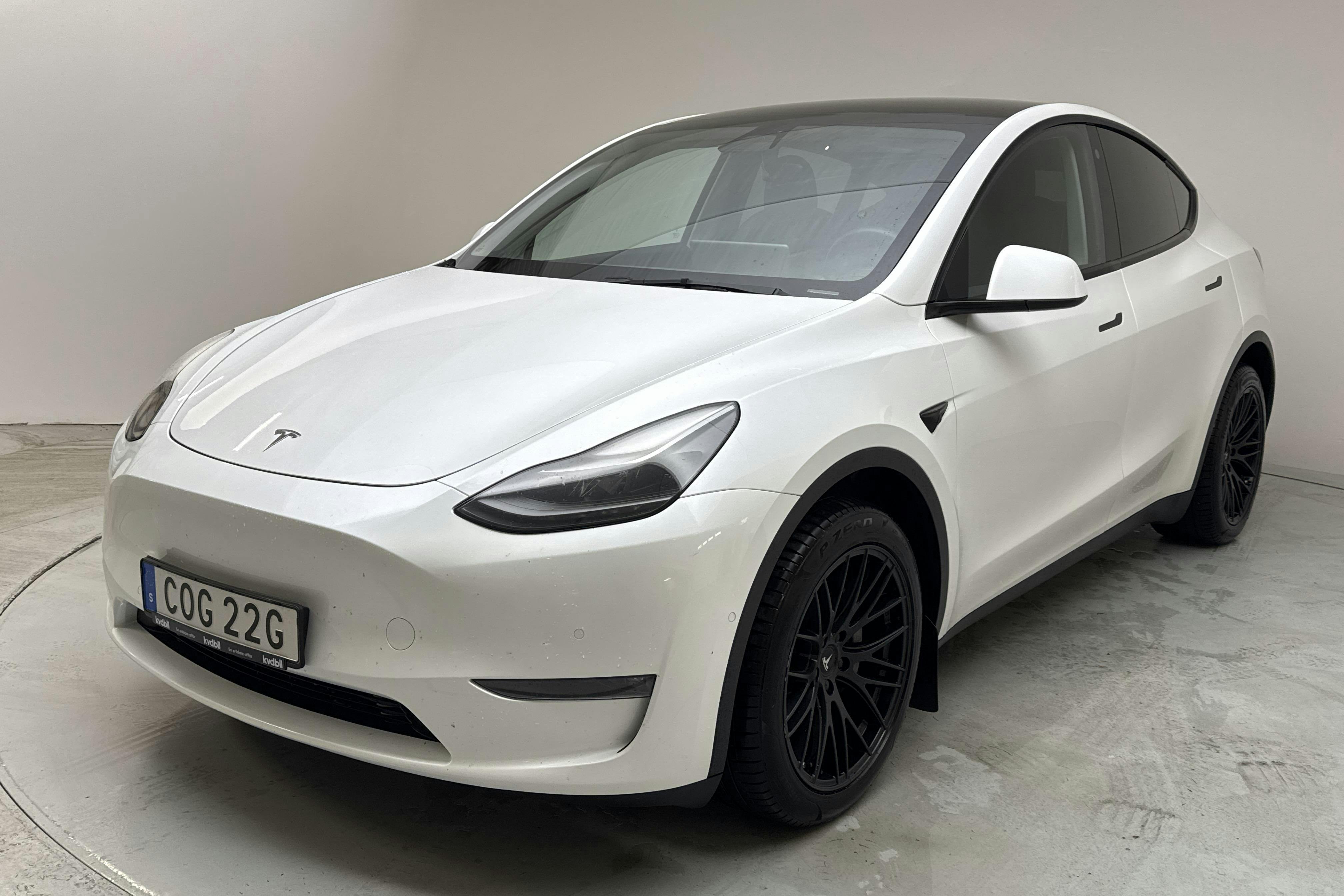 Tesla Model Y Long Range Dual Motor AWD - 180 940 km - Automatic - white - 2021