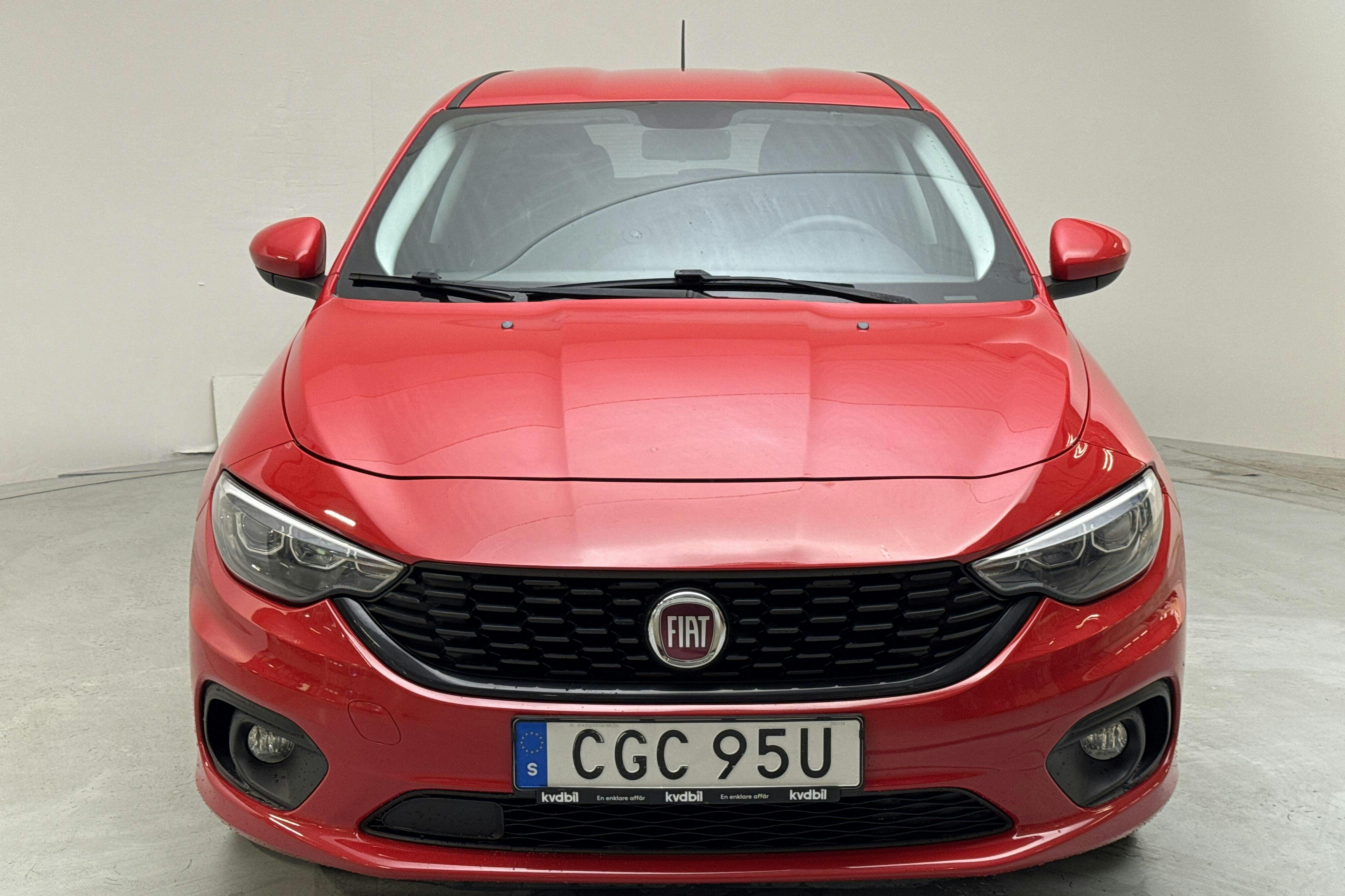 Fiat Tipo 1.4 Kombi (95hk) - 76 980 km - Manual - red - 2020