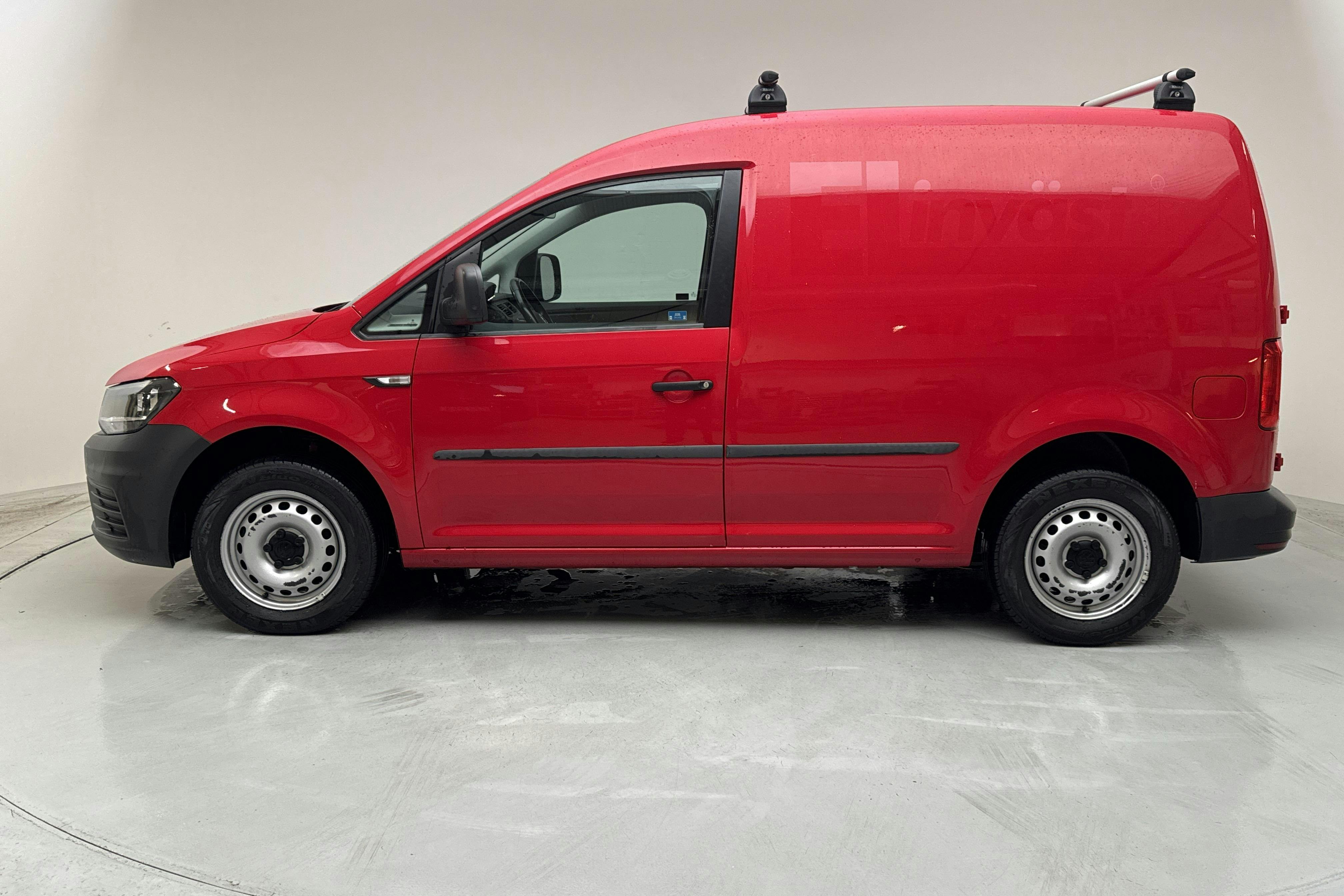 VW Caddy 1.6 TDI Skåp (102hk) - 70 710 km - Manual - Dark Red - 2016