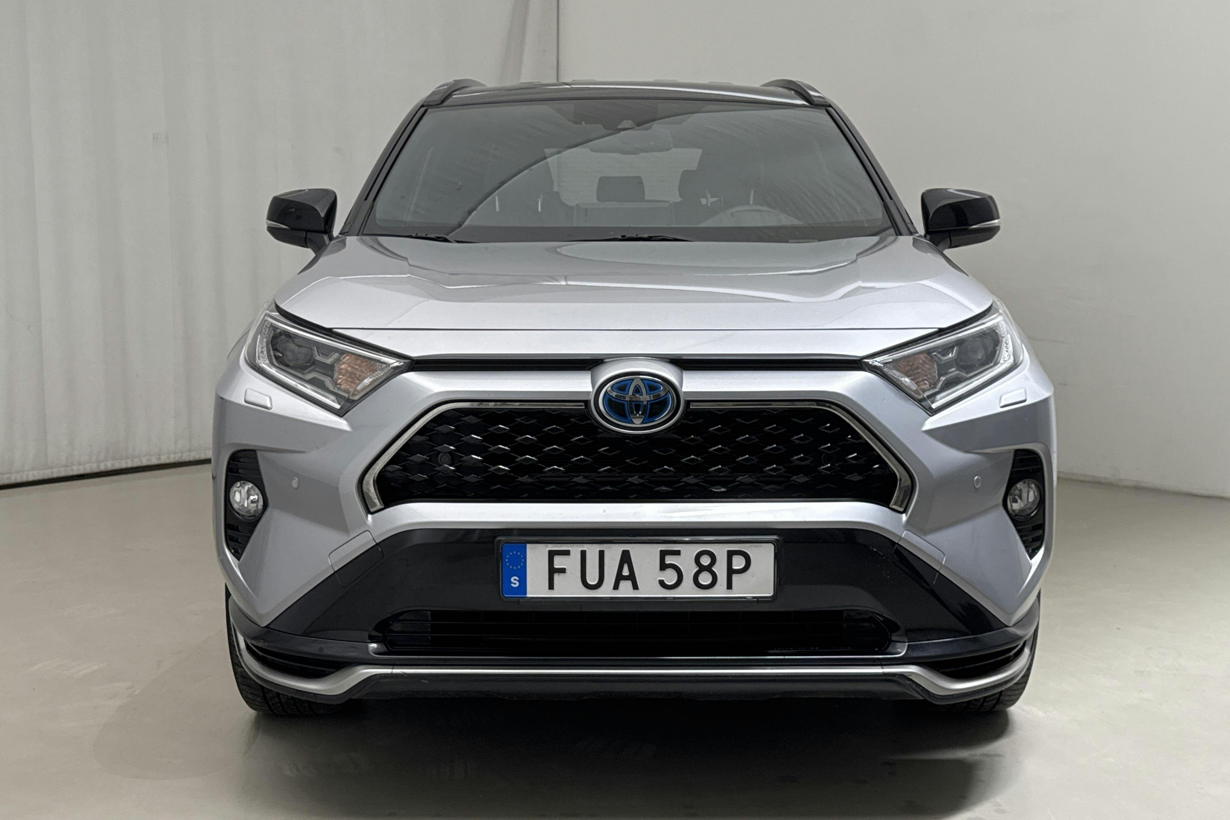 Toyota RAV4 2.5 Plug-in Hybrid AWD (306hk) - 11 080 mil - Automat - grå - 2021