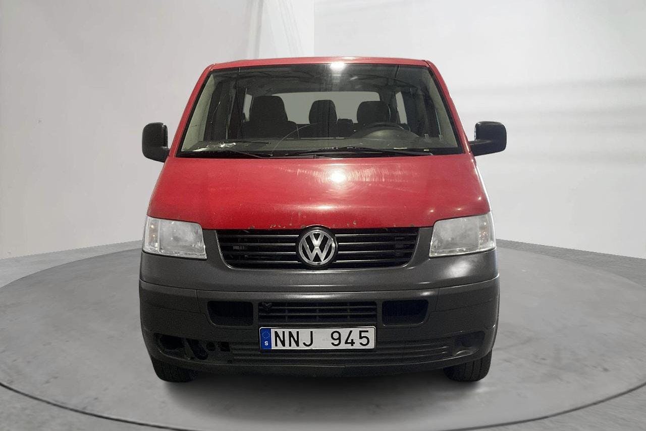 VW Caravelle 2.0 (115hk) - 21 784 mil - Manuell - röd - 2008