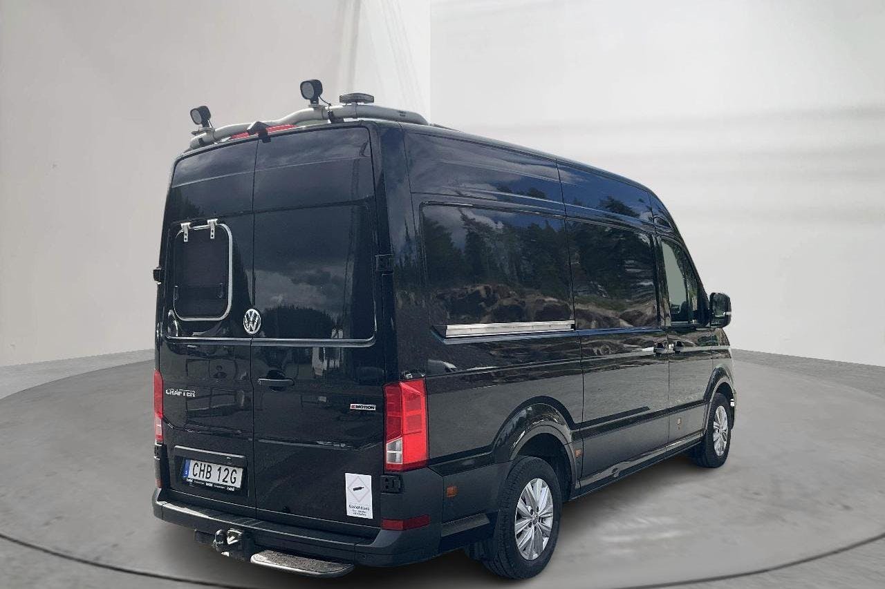 VW Crafter 35 2.0 TDI Skåp 4Motion (177hk) - 16 180 mil - Automat - svart - 2019