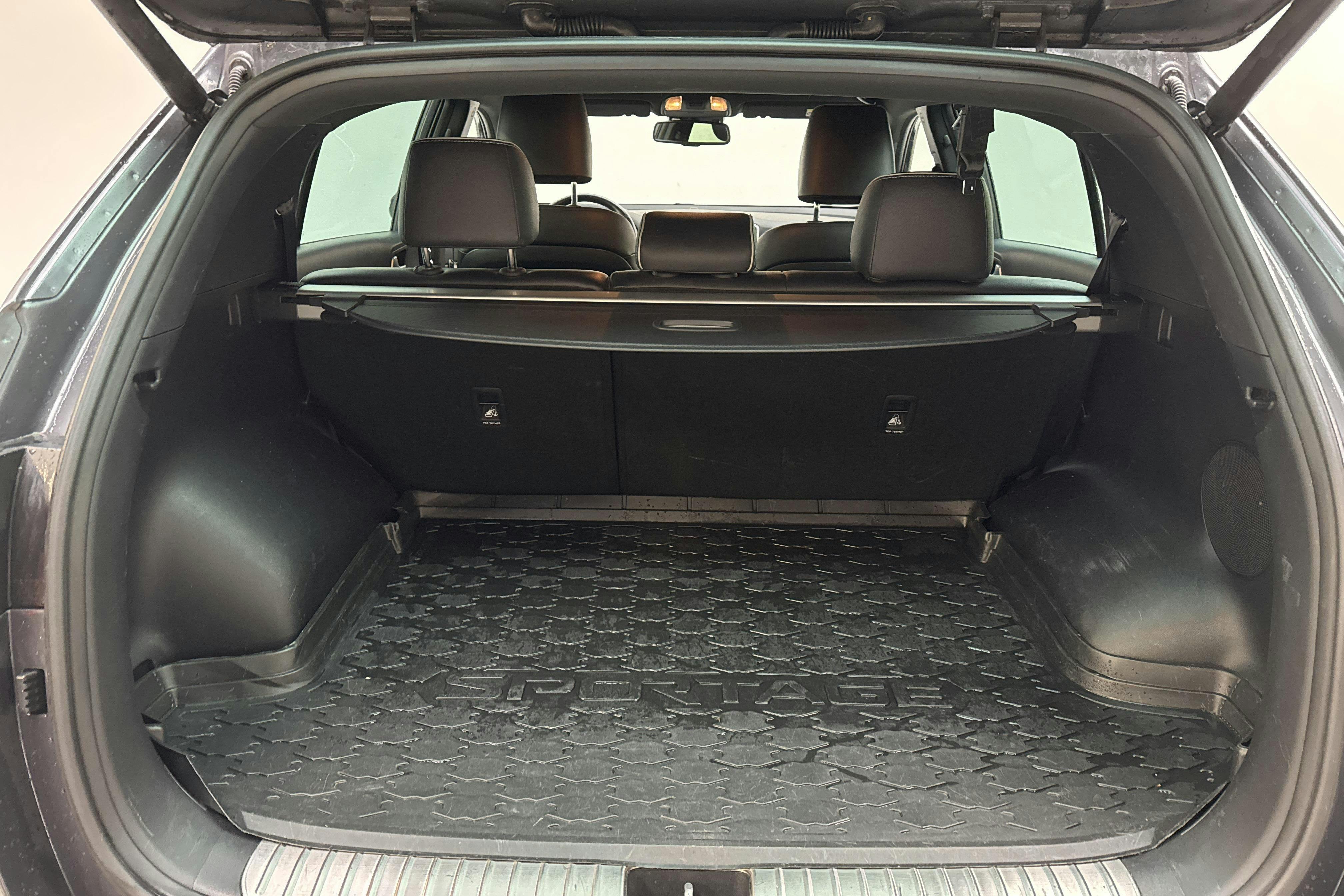 KIA Sportage 1.6 T-GDI AWD (177hk) - 9 726 mil - Automat - grå - 2017