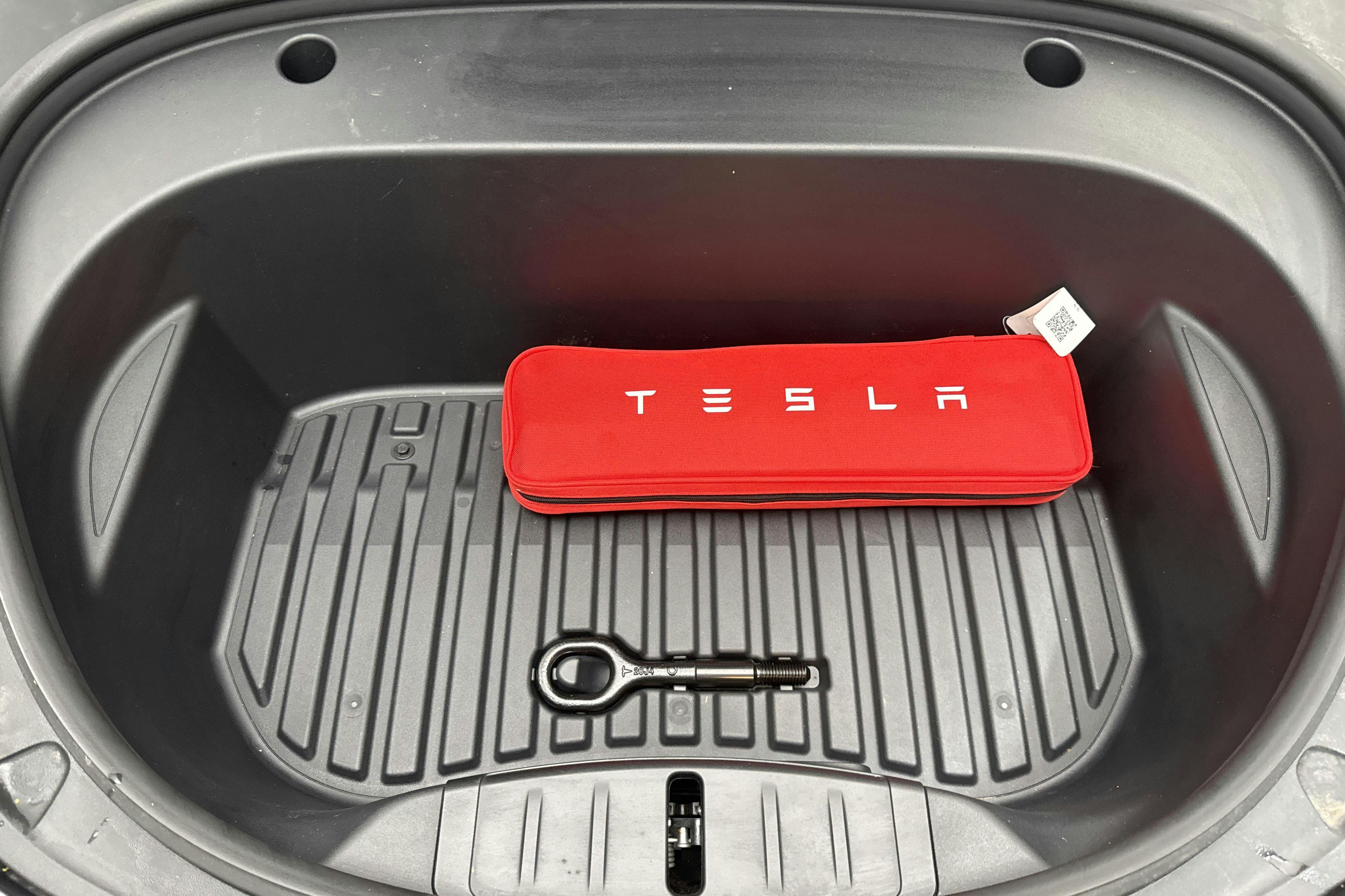 Tesla Model 3 Long Range Dual Motor AWD - 1 879 mil - Automat - grå - 2021
