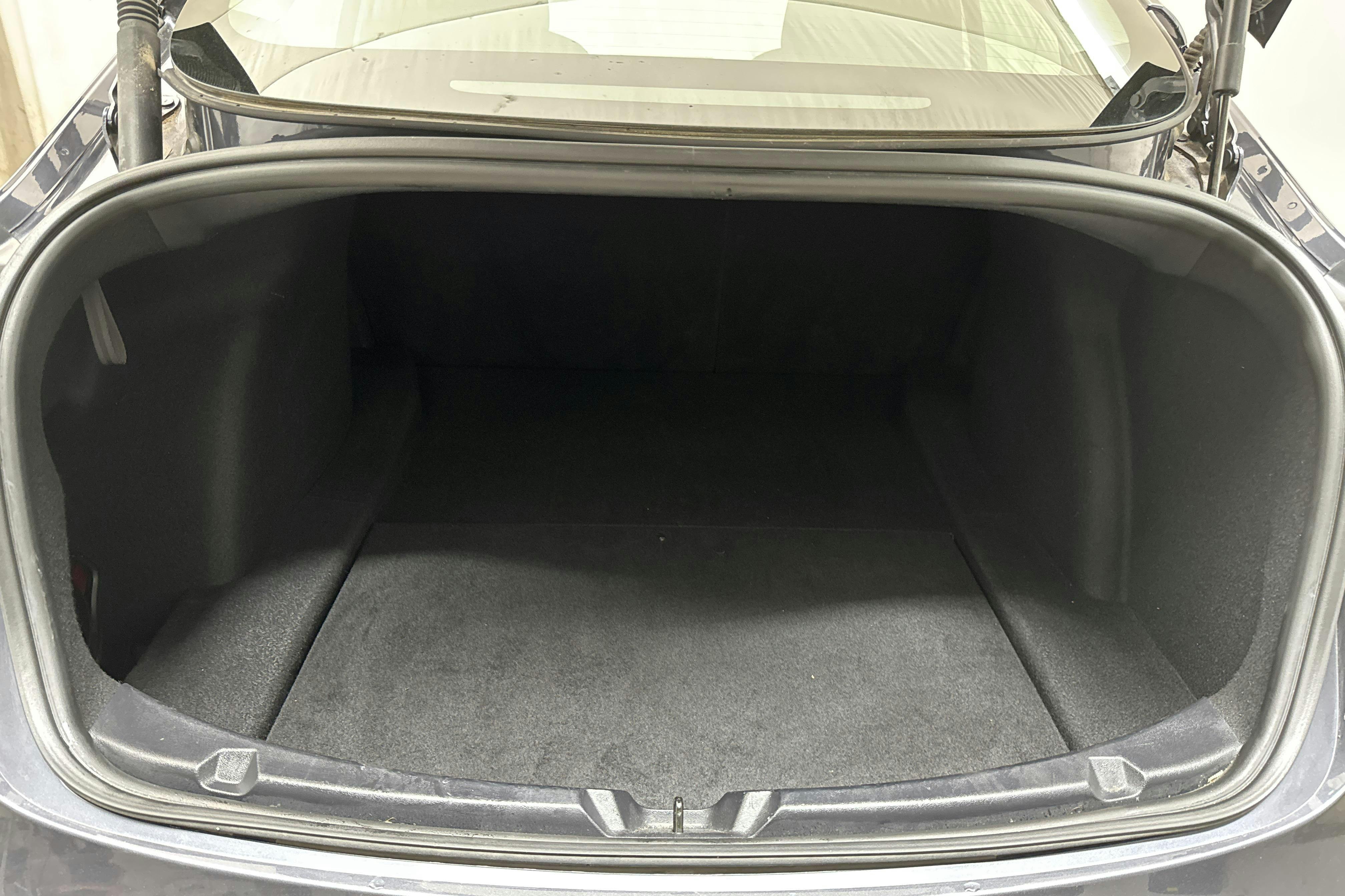Tesla Model 3 Long Range Dual Motor AWD - 1 879 mil - Automat - grå - 2021