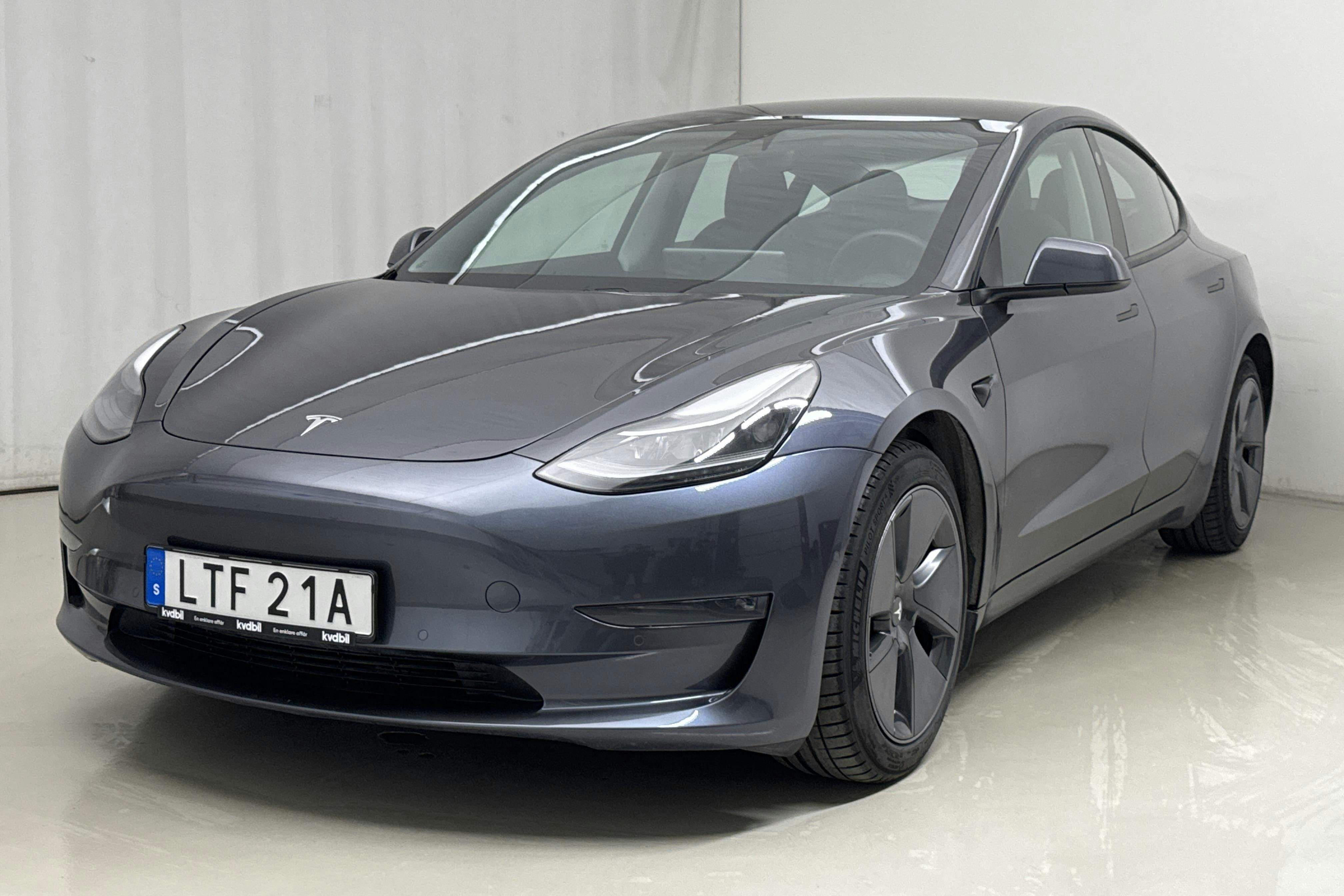 Tesla Model 3 Long Range Dual Motor AWD - 18 790 km - Automatic - gray - 2021