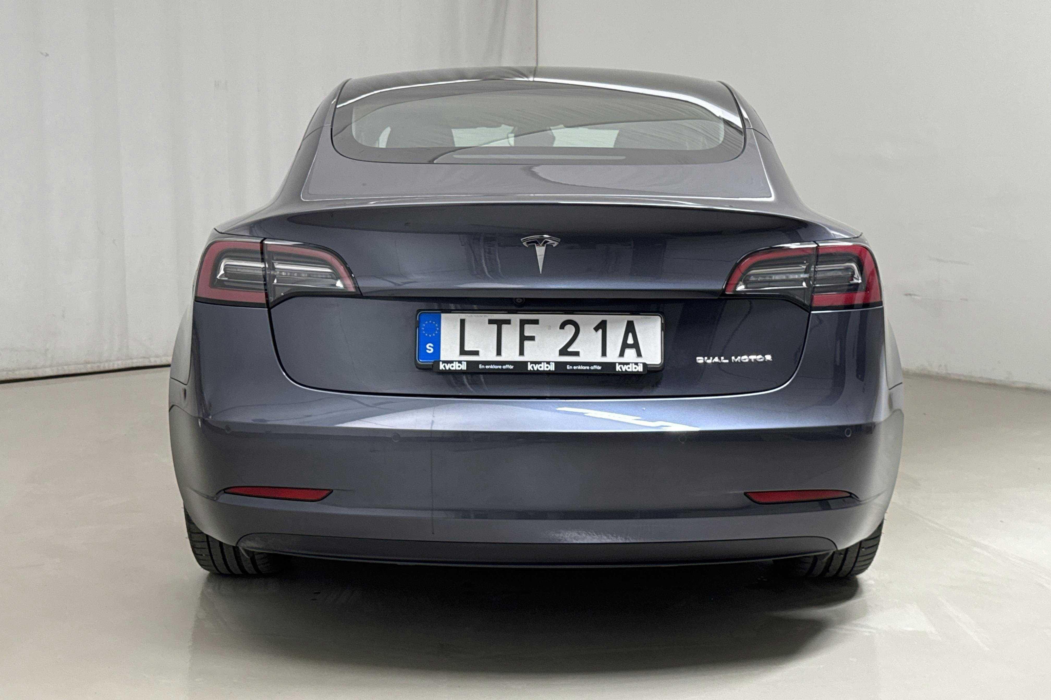 Tesla Model 3 Long Range Dual Motor AWD - 1 879 mil - Automat - grå - 2021