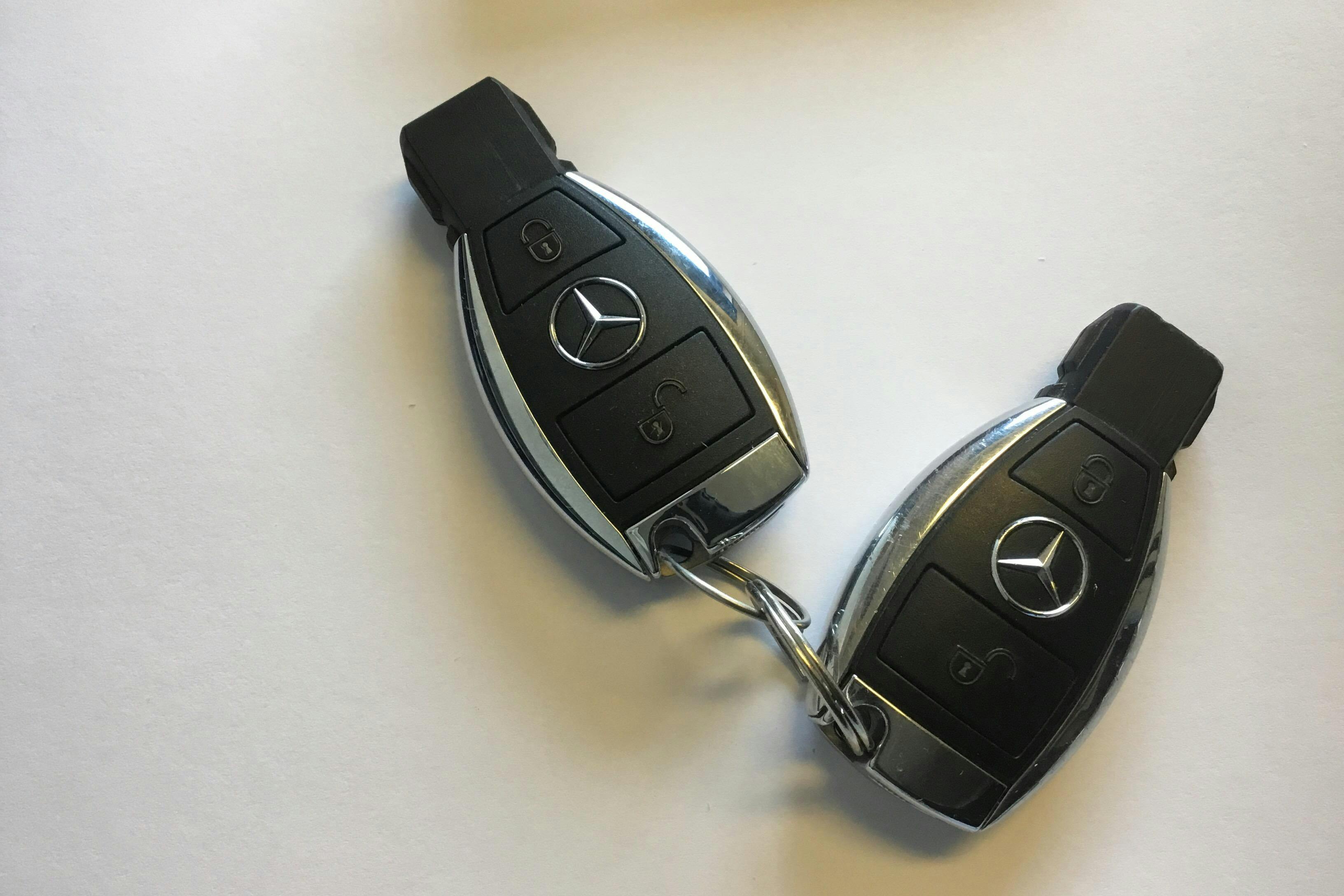 Mercedes GLA 200 d 4MATIC X156 (136hk) - 10 846 mil - Automat - röd - 2016