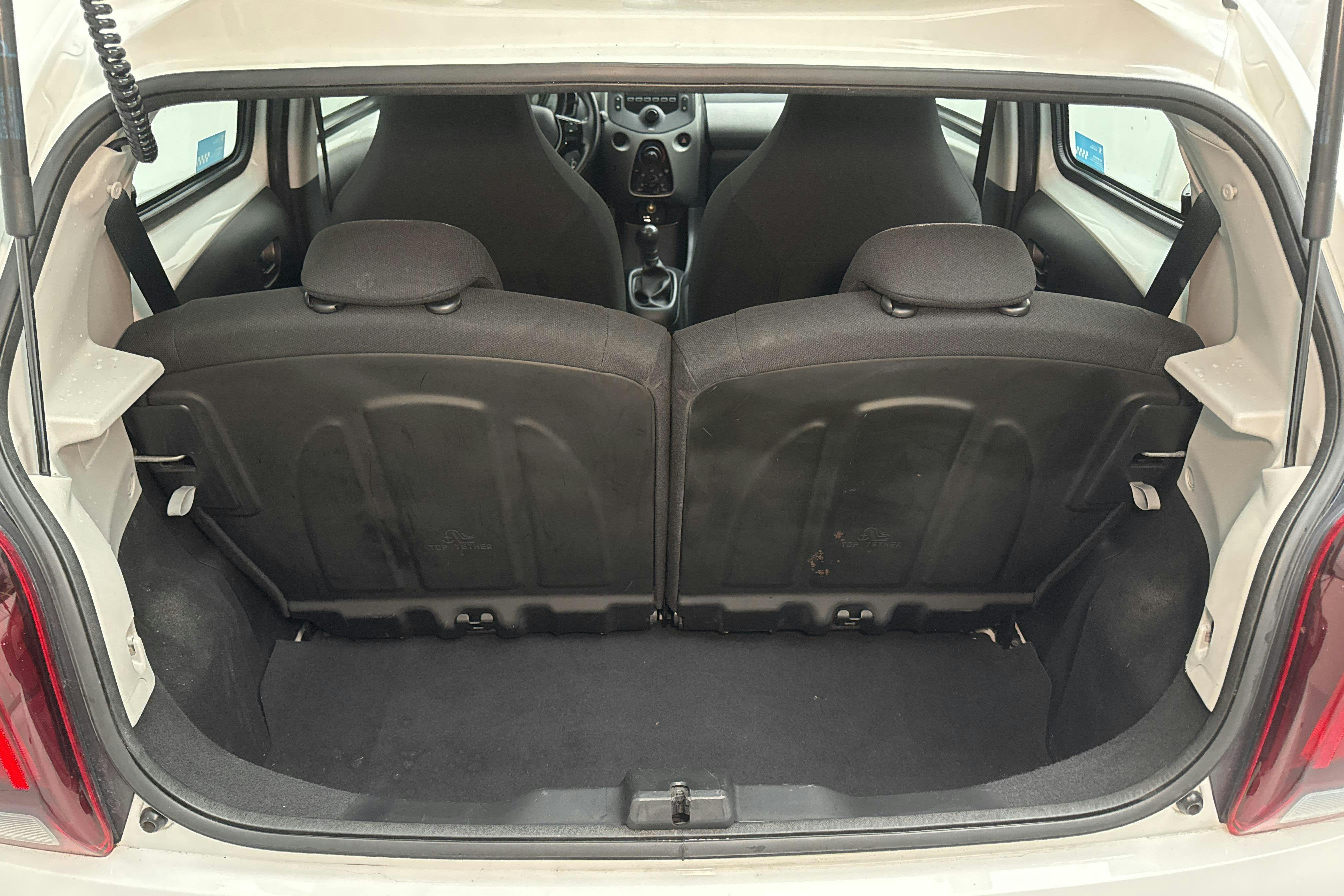 Peugeot 108 PureTech 5dr (68hk) - 9 847 mil - Manuell - vit - 2017