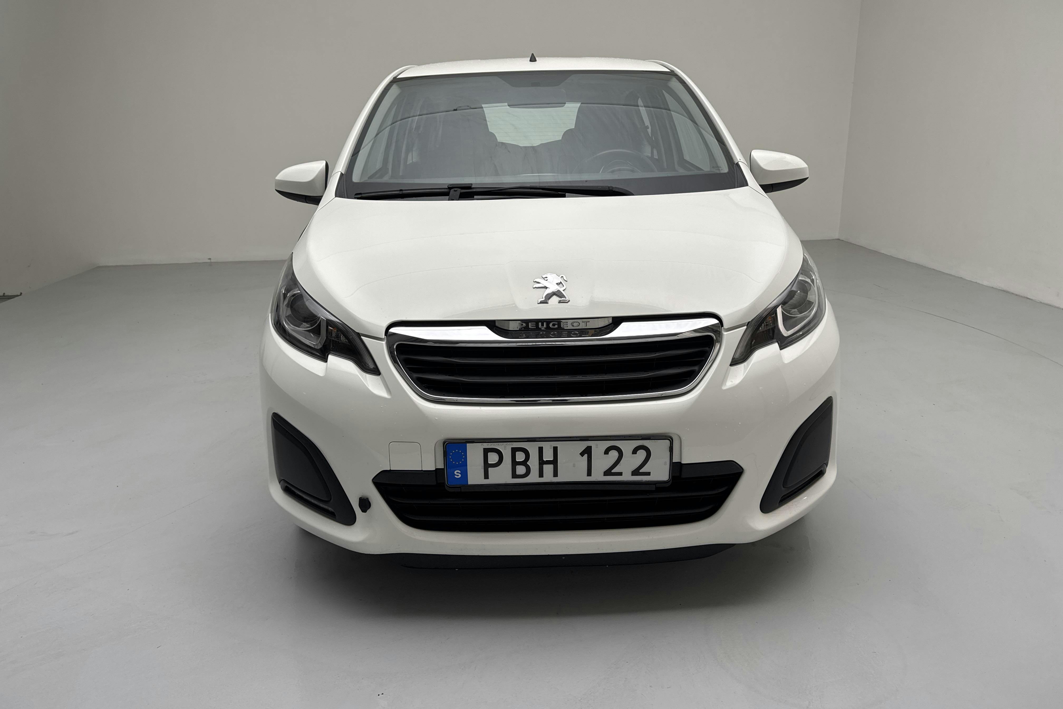 Peugeot 108 PureTech 5dr (68hk) - 9 847 mil - Manuell - vit - 2017