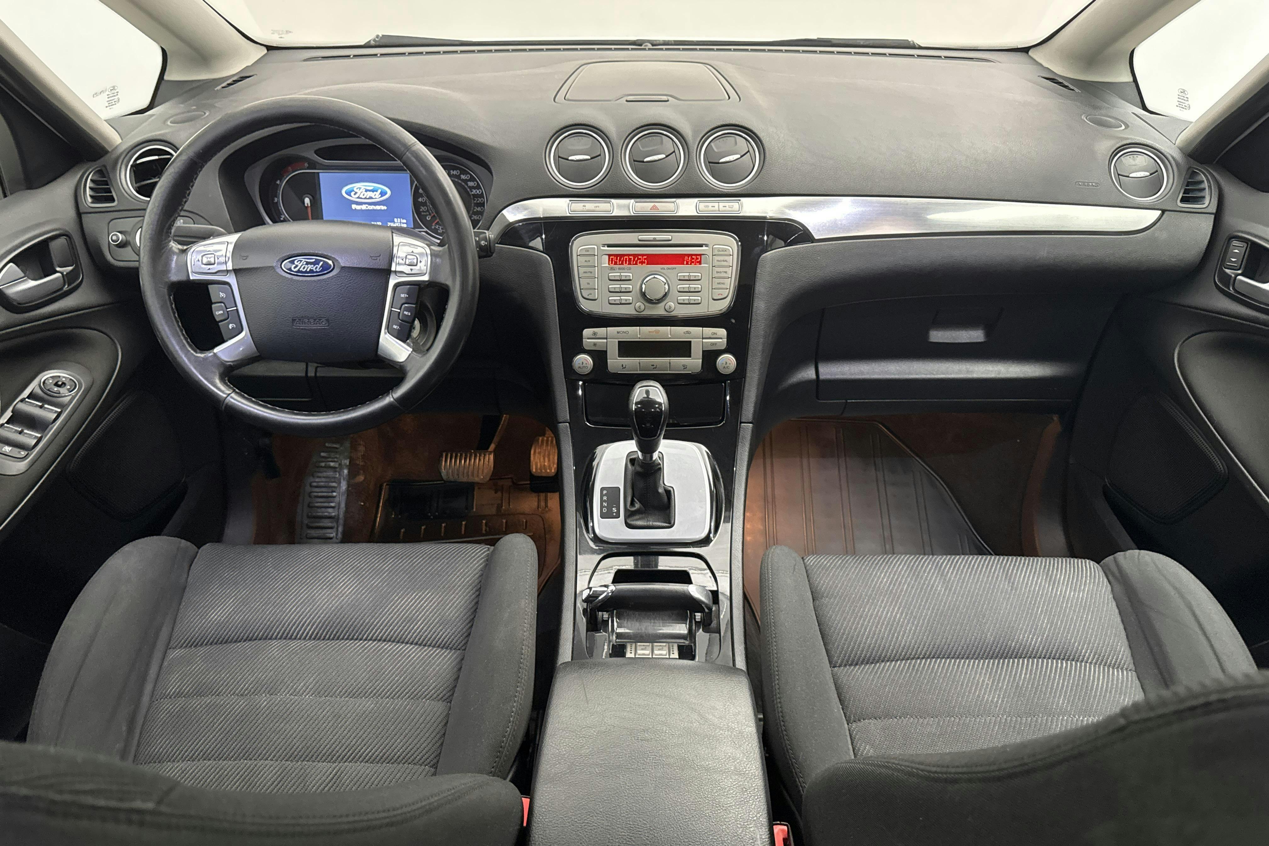 Ford S-MAX 2.0 Duratorq TDCi (163hk) - 216 490 km - Automaatne - valge - 2010