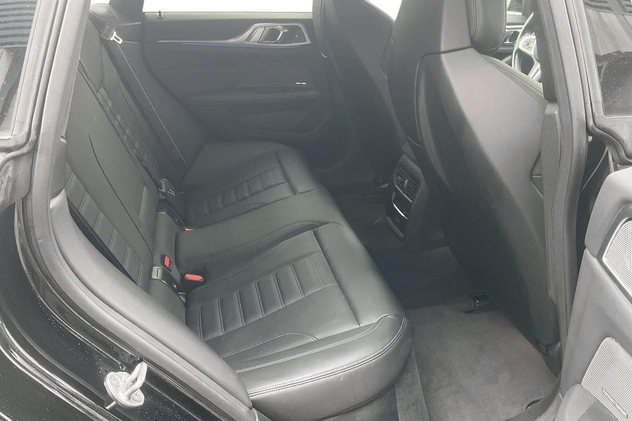 BMW i4 M50 xDrive, G26 (523hk) - 2 136 mil - Automat - svart - 2024