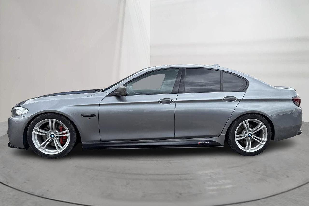 Presentation photo 2 of 17: BMW 525d Sedan, F10 (204hk) - 196 530 km - Automatic - gray - 2011