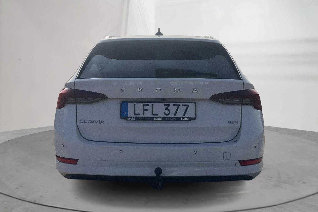 Skoda Octavia 2.0 TDI Combi 4x4 (150hk) - 125 550 km - Automaatne - valge - 2023