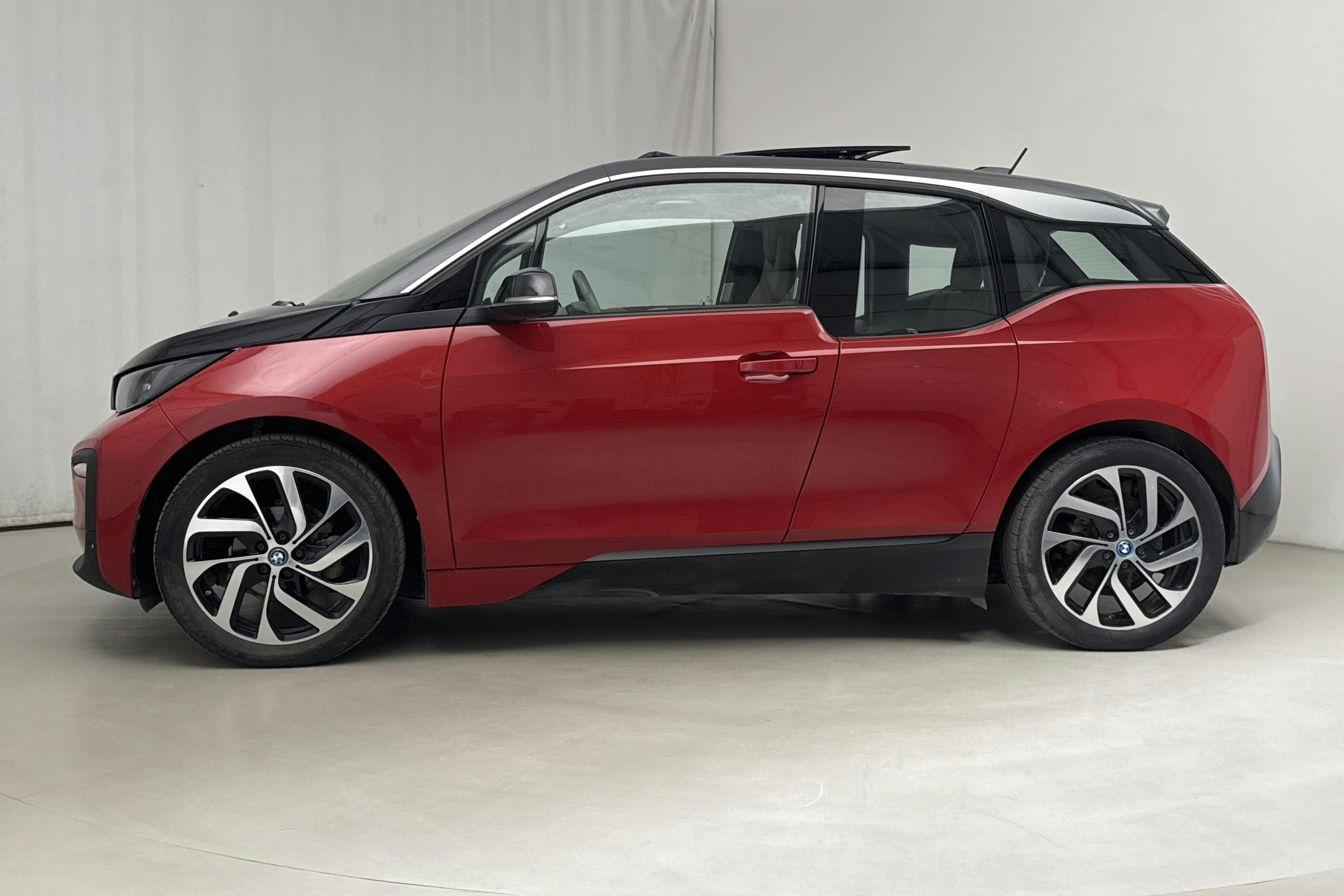 BMW i3 120Ah, I01 (170hk) - 8 649 mil - Automat - röd - 2019