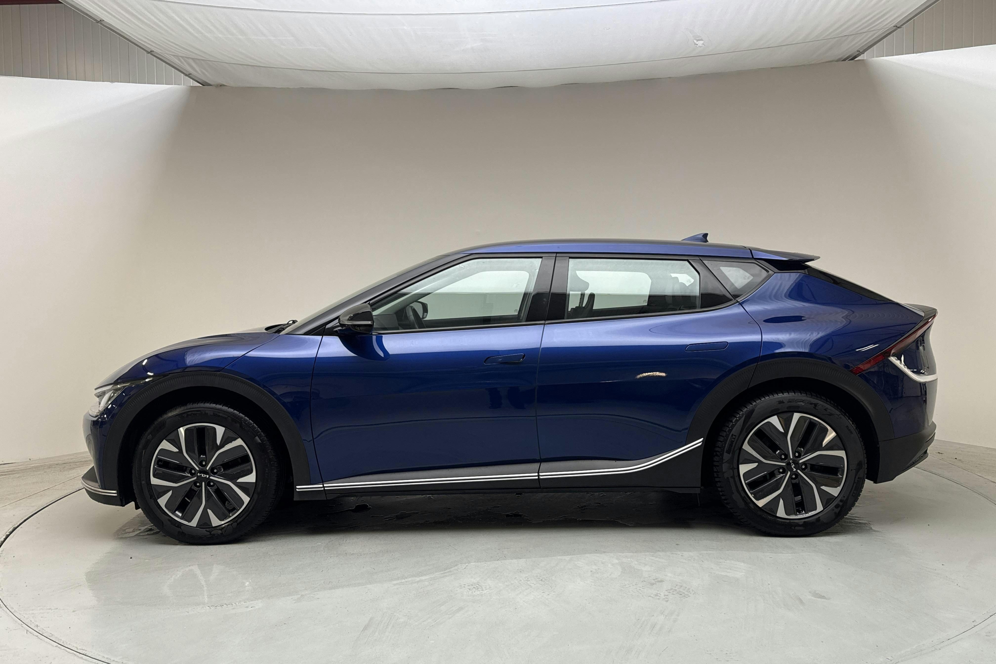 KIA EV6 RWD (228hk) - 96 930 km - Automatic - blue - 2022