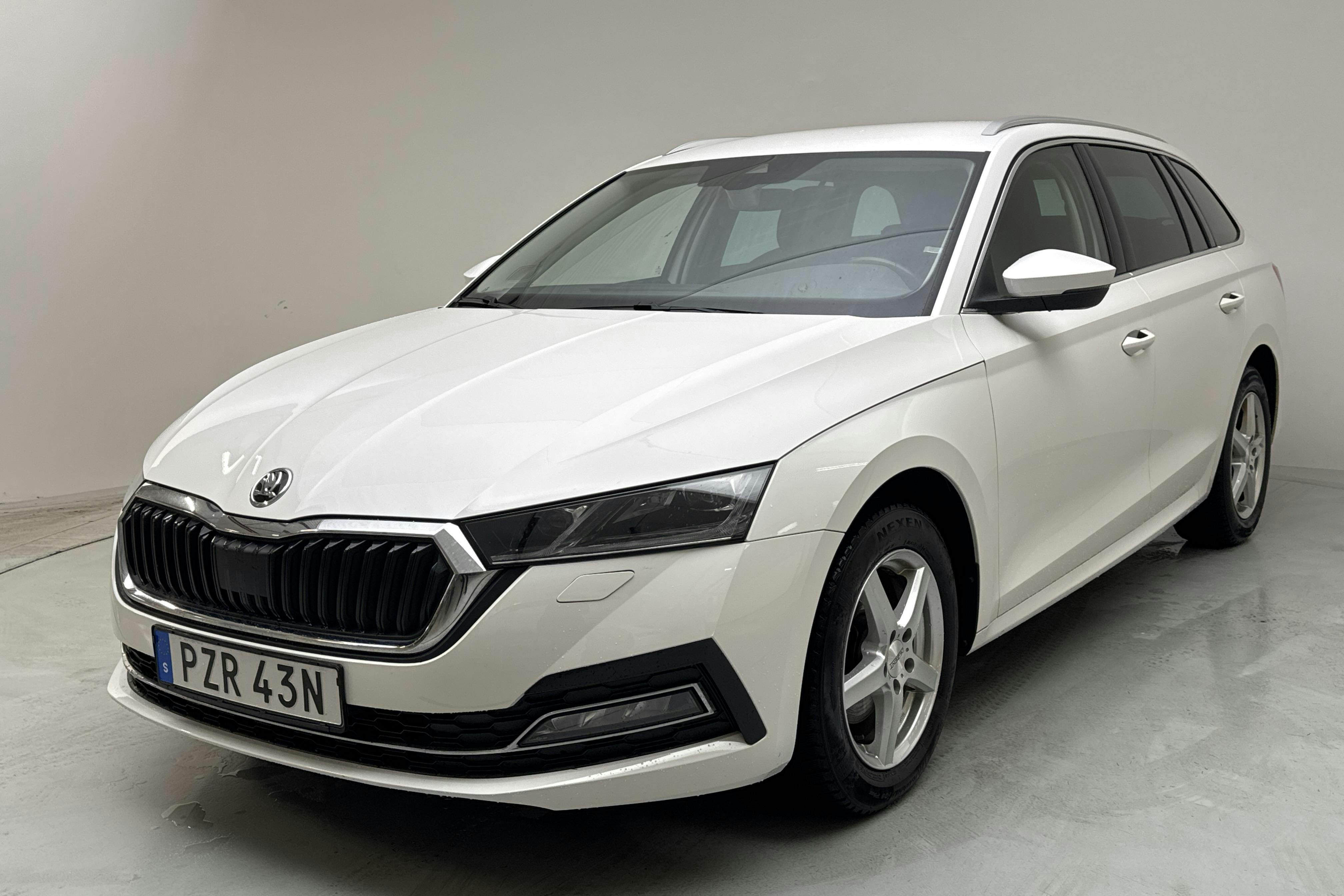Skoda Octavia G-TEC 1.5 TSI Combi (130hk) - 5 925 mil - Automat - vit - 2022