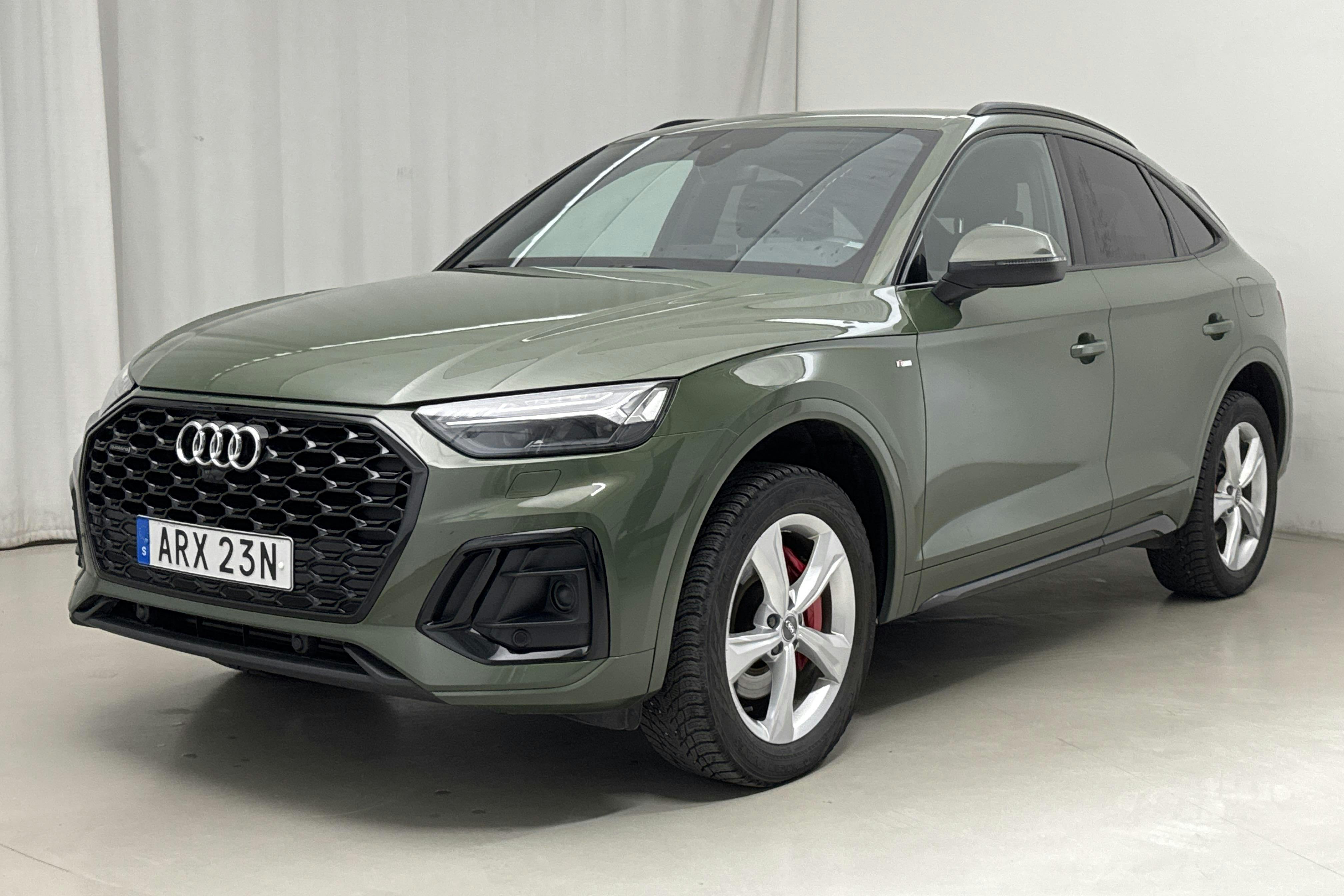 Audi Q5 Sportback 55 TFSI e quattro (367hk) - 9 333 mil - Automat - grön - 2021