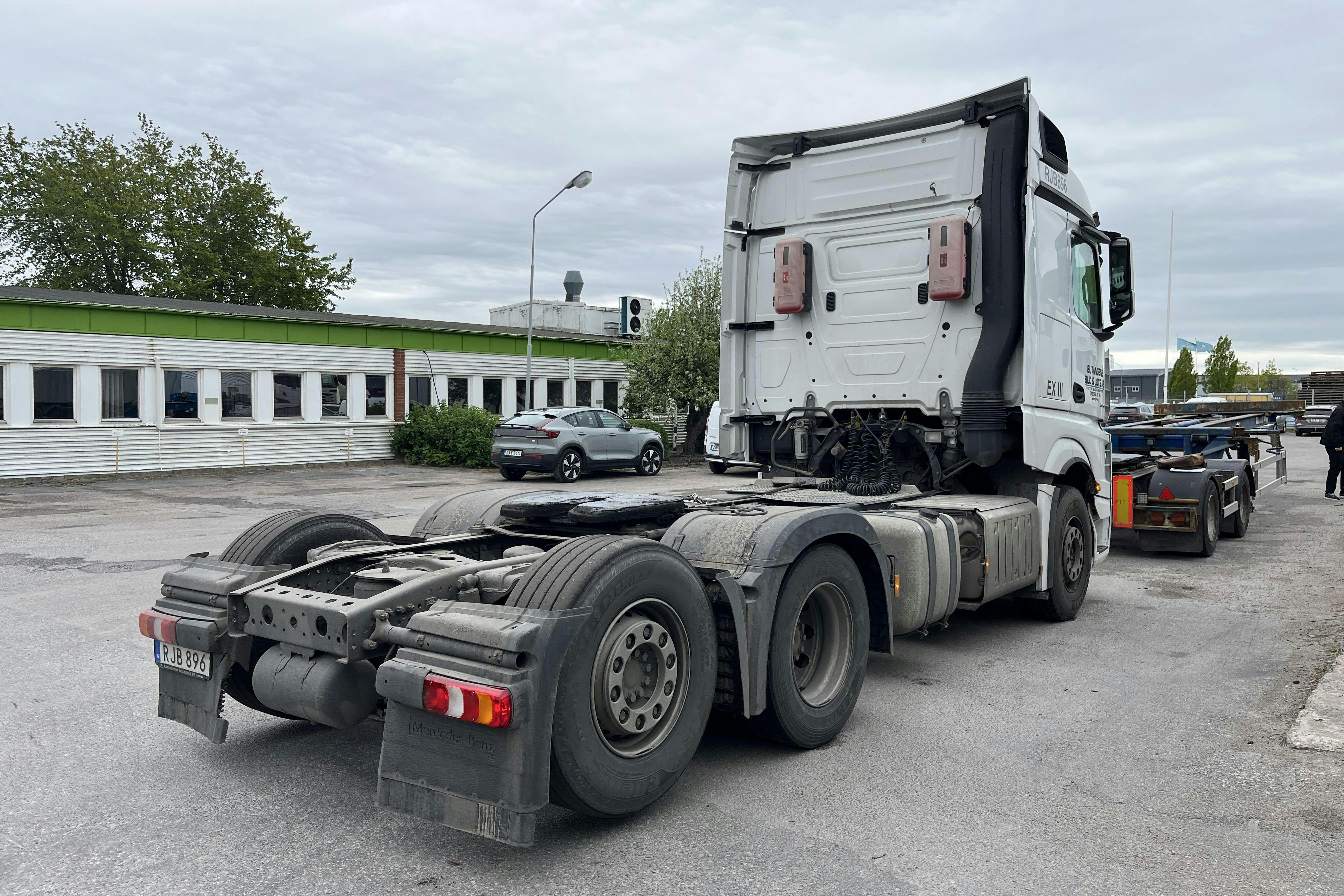 Mercedes Actros - 590 323 km - Automat - vit - 2018