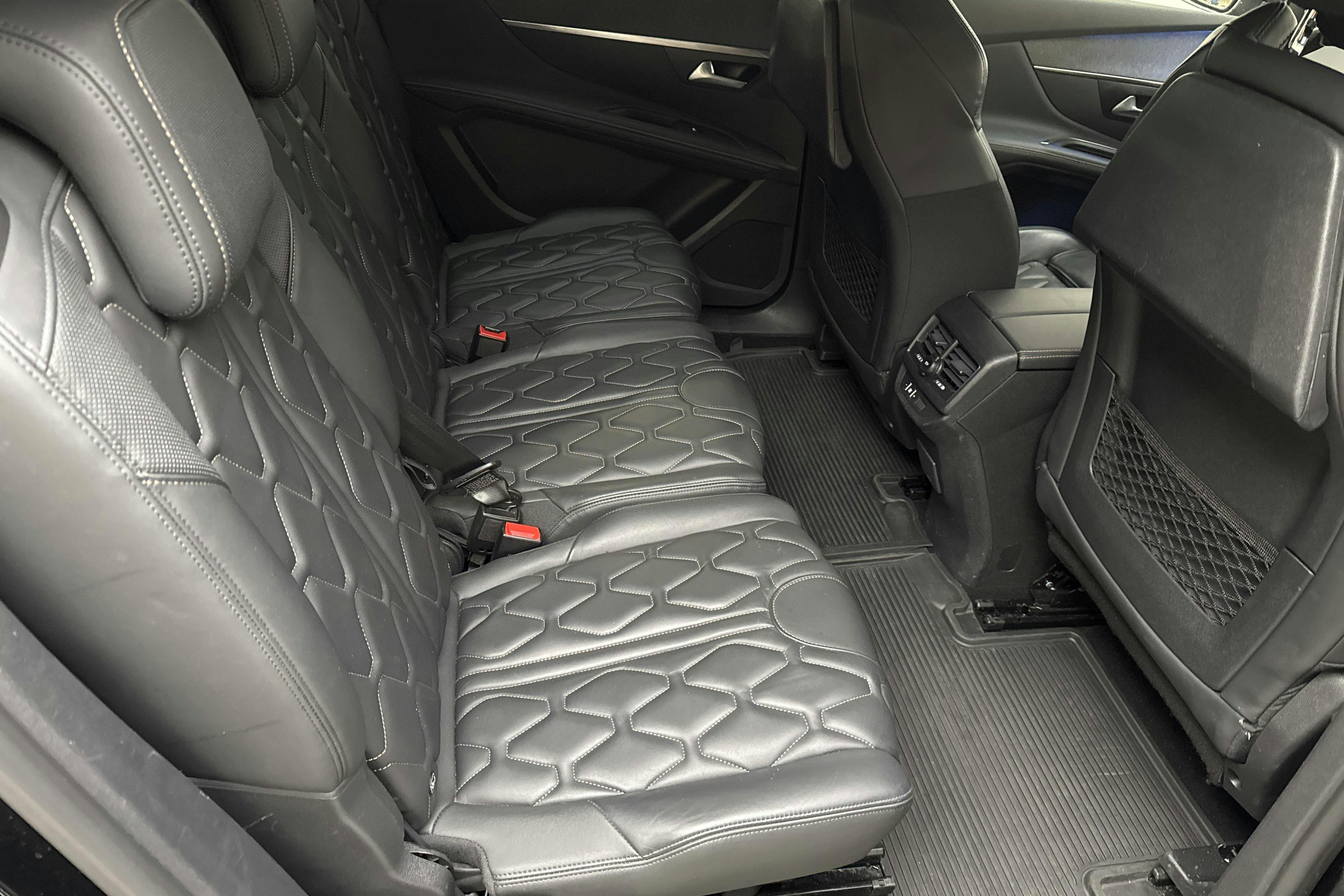 Peugeot 5008 1.6 PureTech (180hk) - 6 340 mil - Automat - svart - 2019