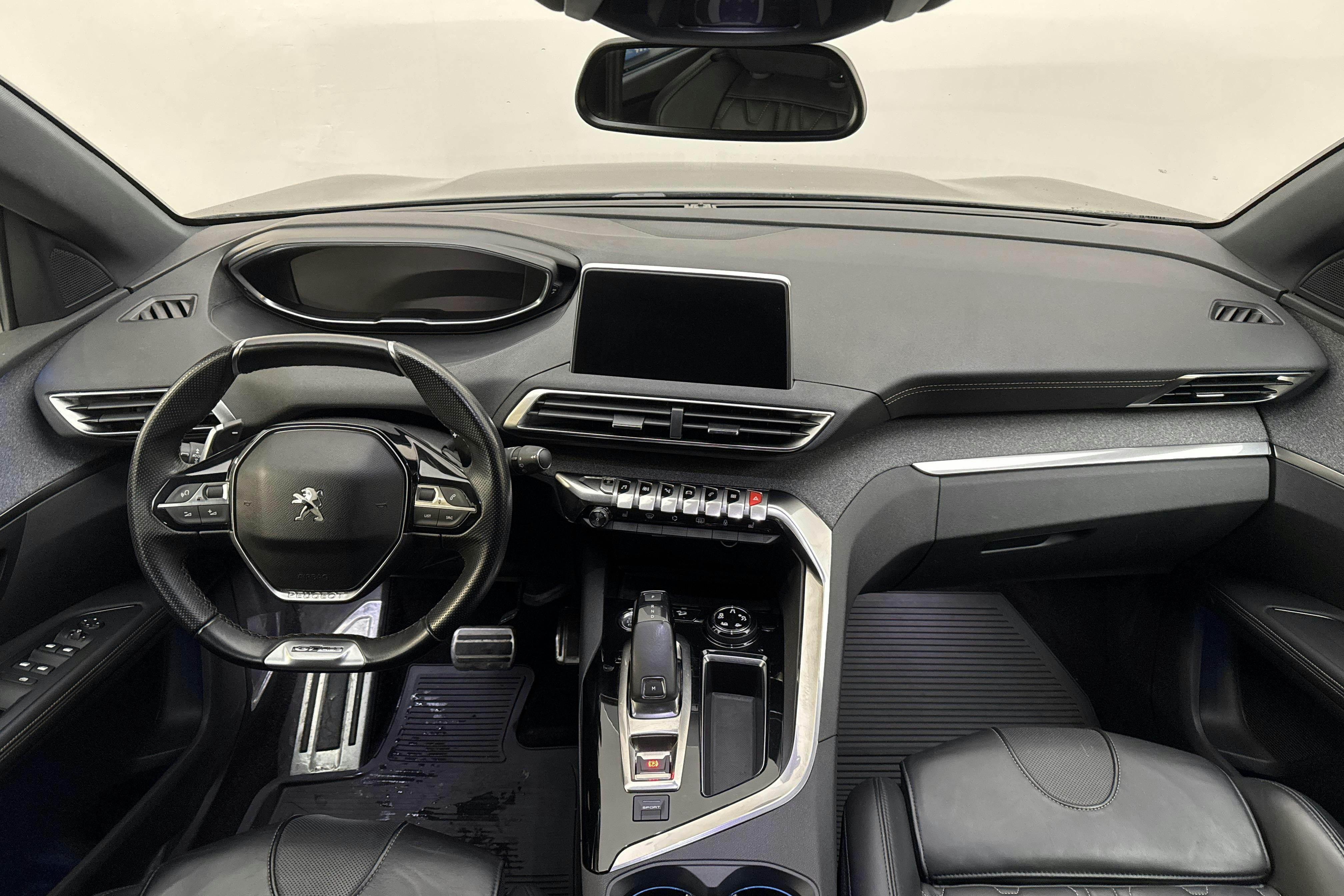 Peugeot 5008 1.6 PureTech (180hk) - 6 340 mil - Automat - svart - 2019