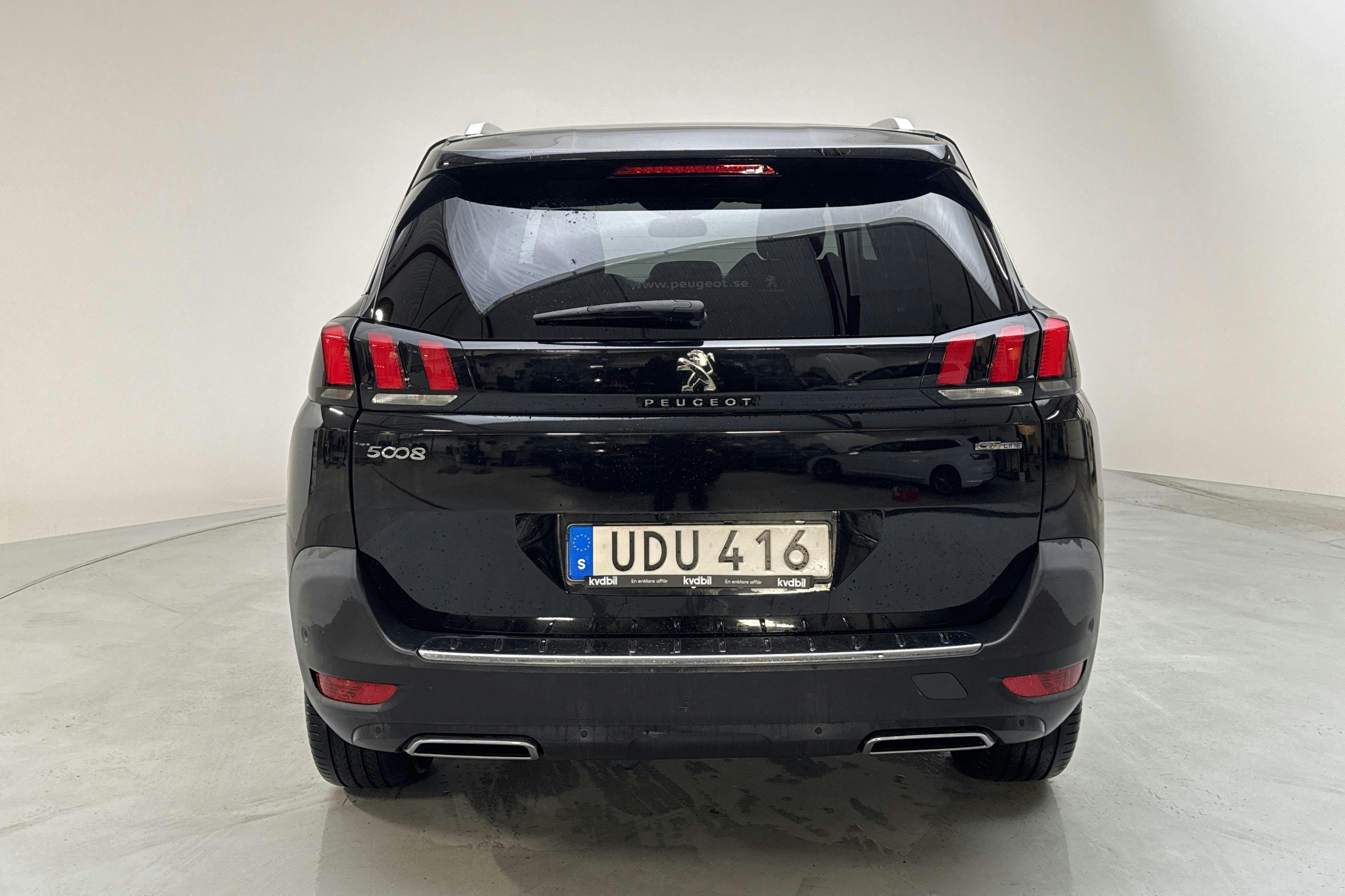 Peugeot 5008 1.6 PureTech (180hk) - 6 340 mil - Automat - svart - 2019