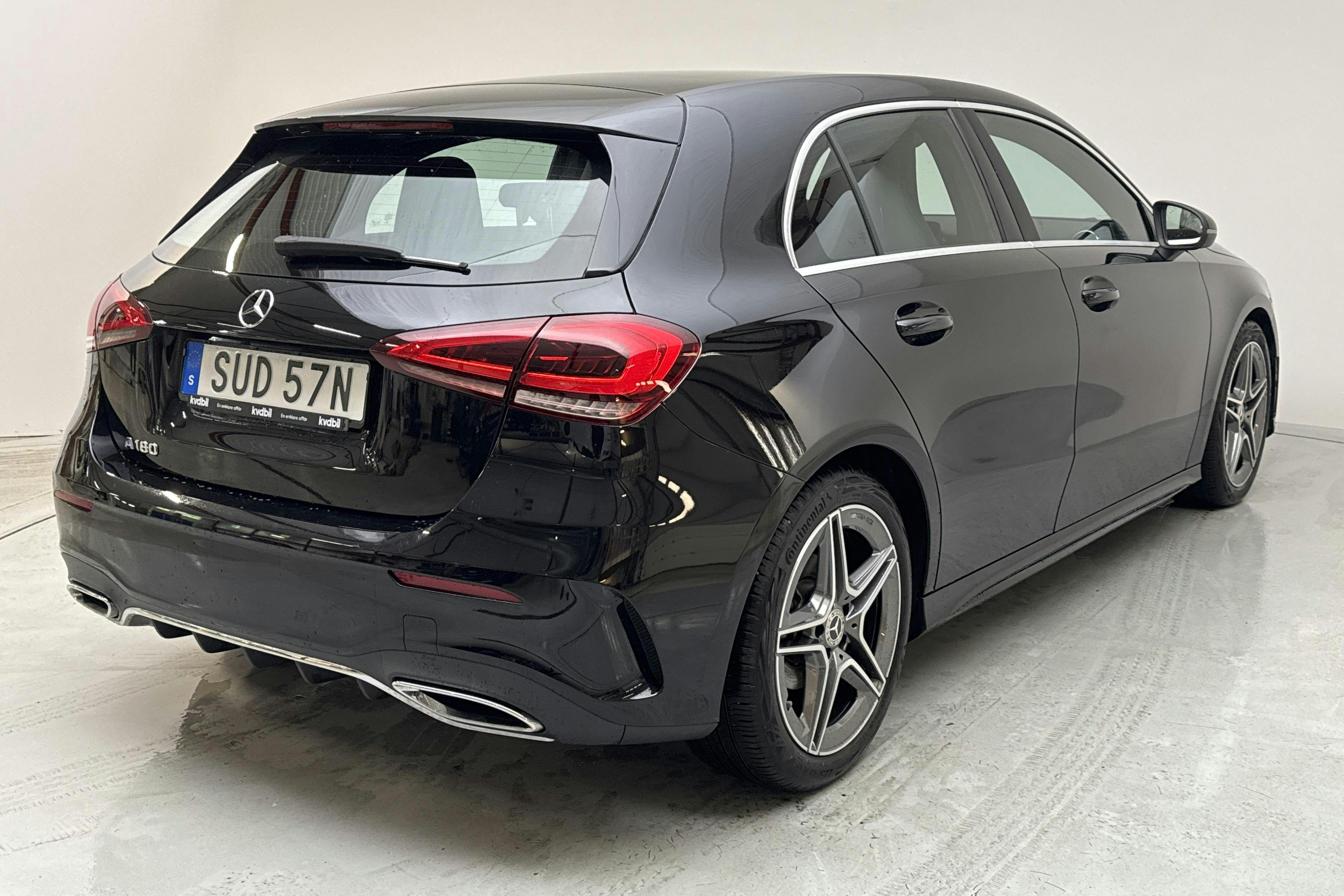 Mercedes A 180 5dr W177 (136hk) - 886 mil - Automat - svart - 2022