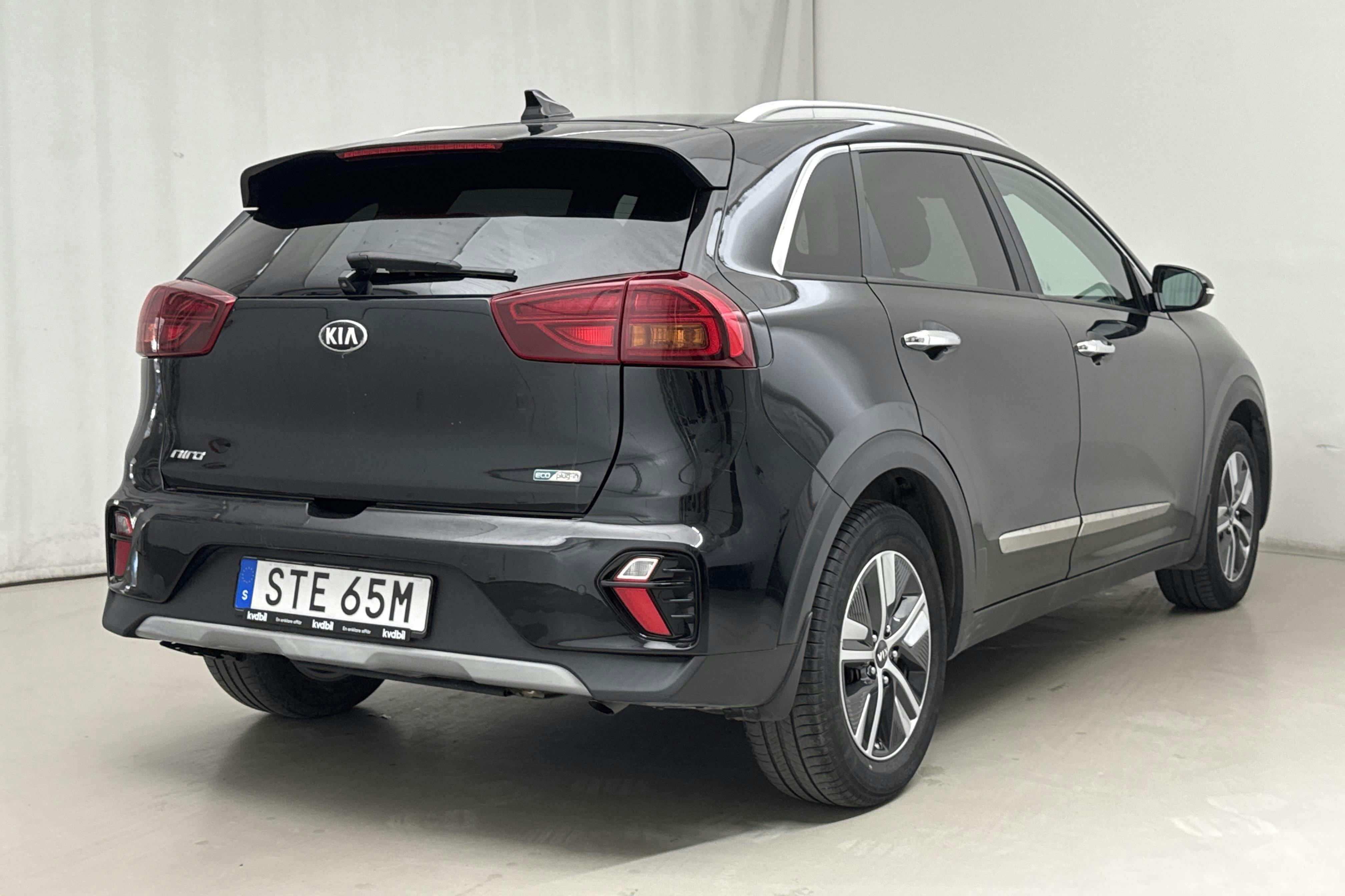 KIA Niro Plug-in Hybrid 1.6 (141hk) - 6 793 mil - Automat - svart - 2021
