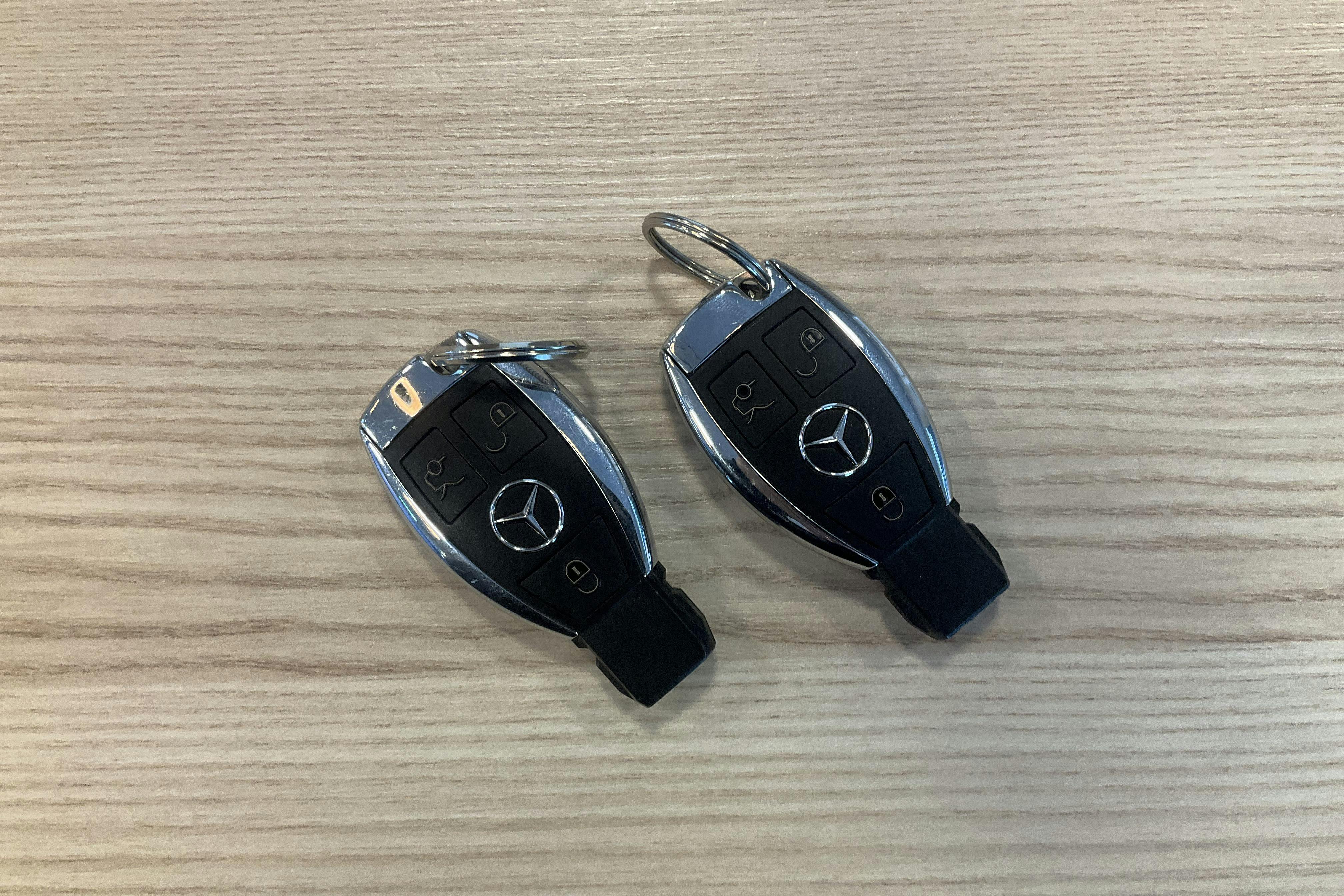 Mercedes CLS 350 CDI (265hk) - 21 638 mil - Automat - svart - 2011