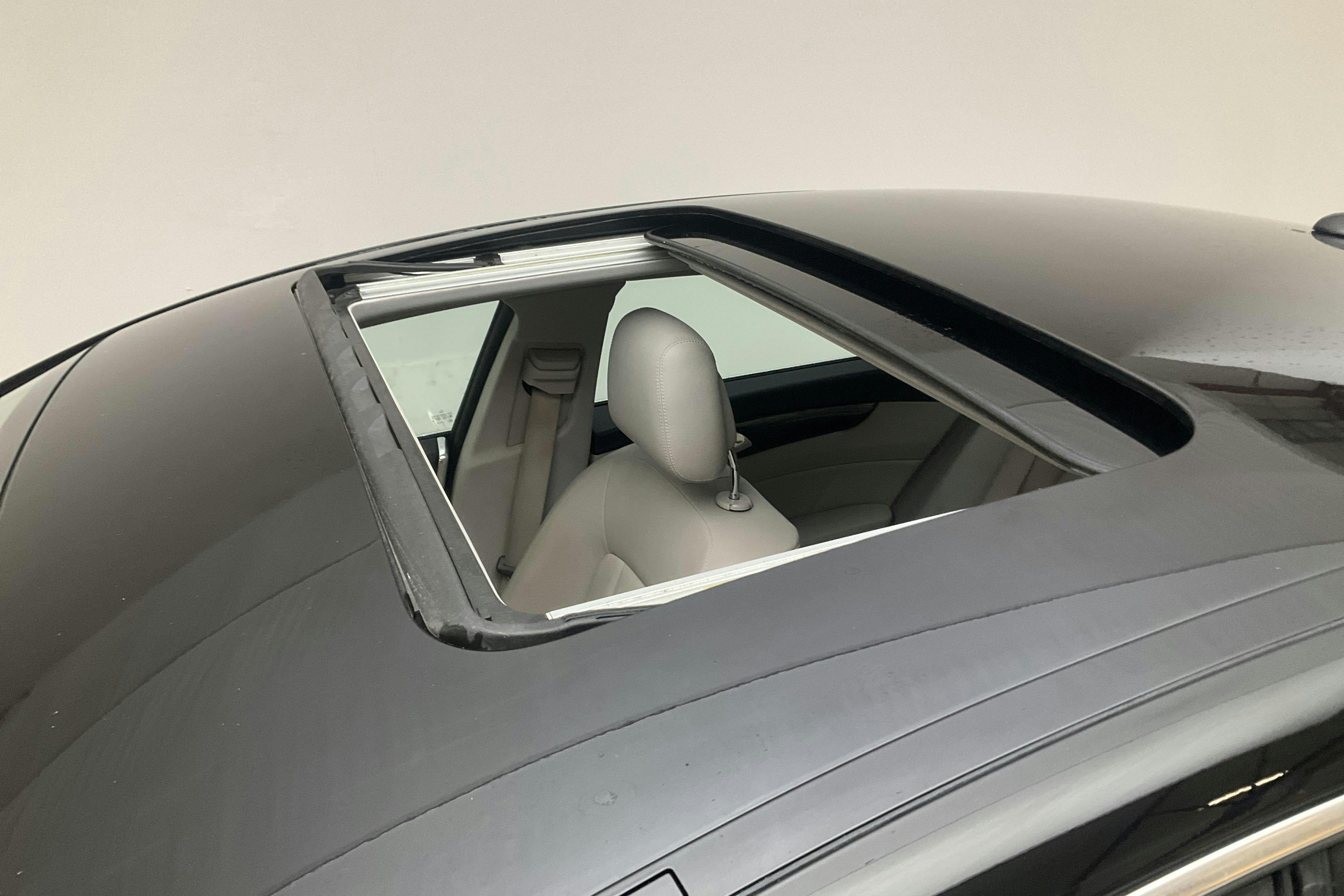 Mercedes CLS 350 CDI (265hk) - 21 638 mil - Automat - svart - 2011