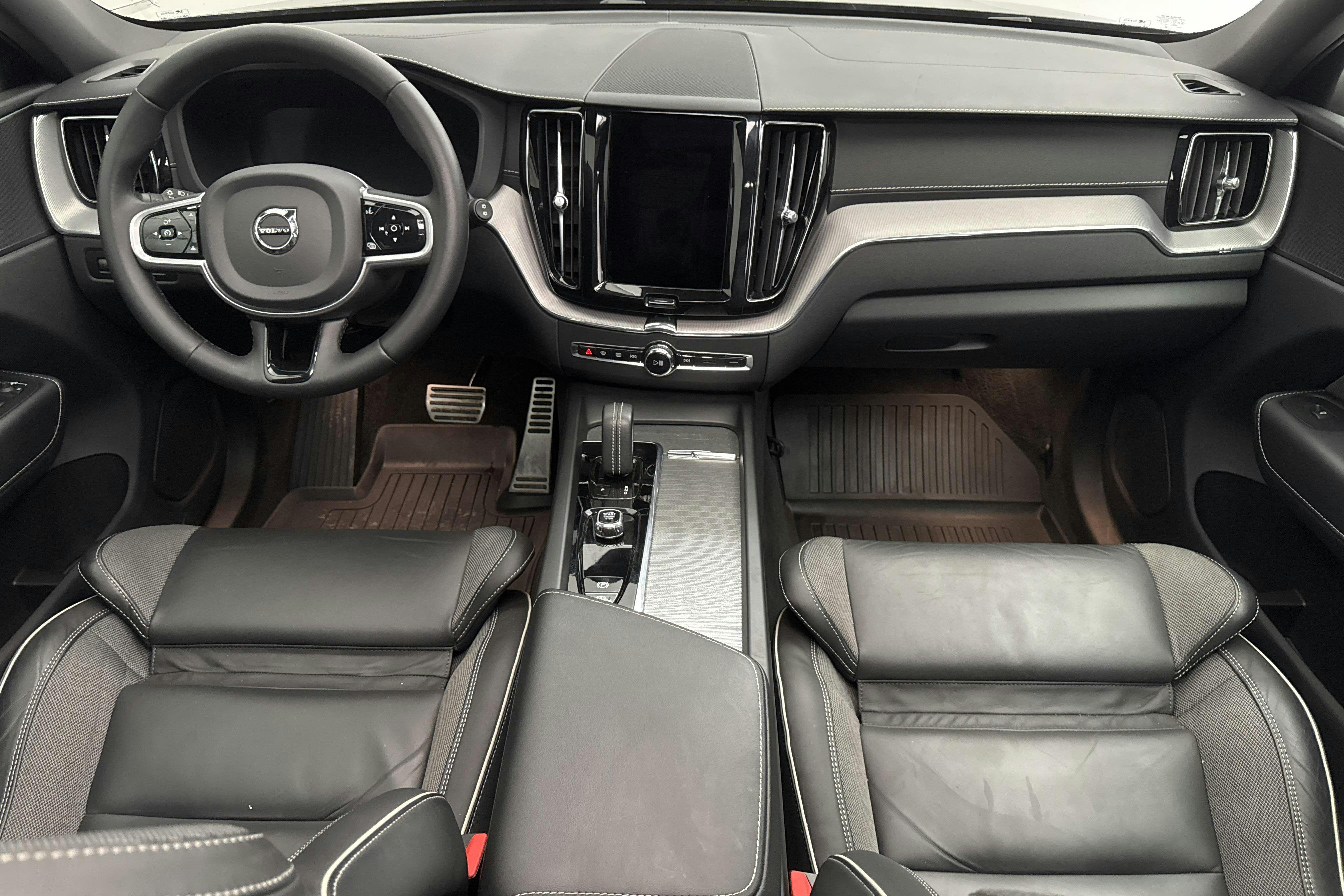 Volvo XC60 T6 AWD Recharge (350hk) - 72 730 km - Automaatne - Dark Grey - 2022
