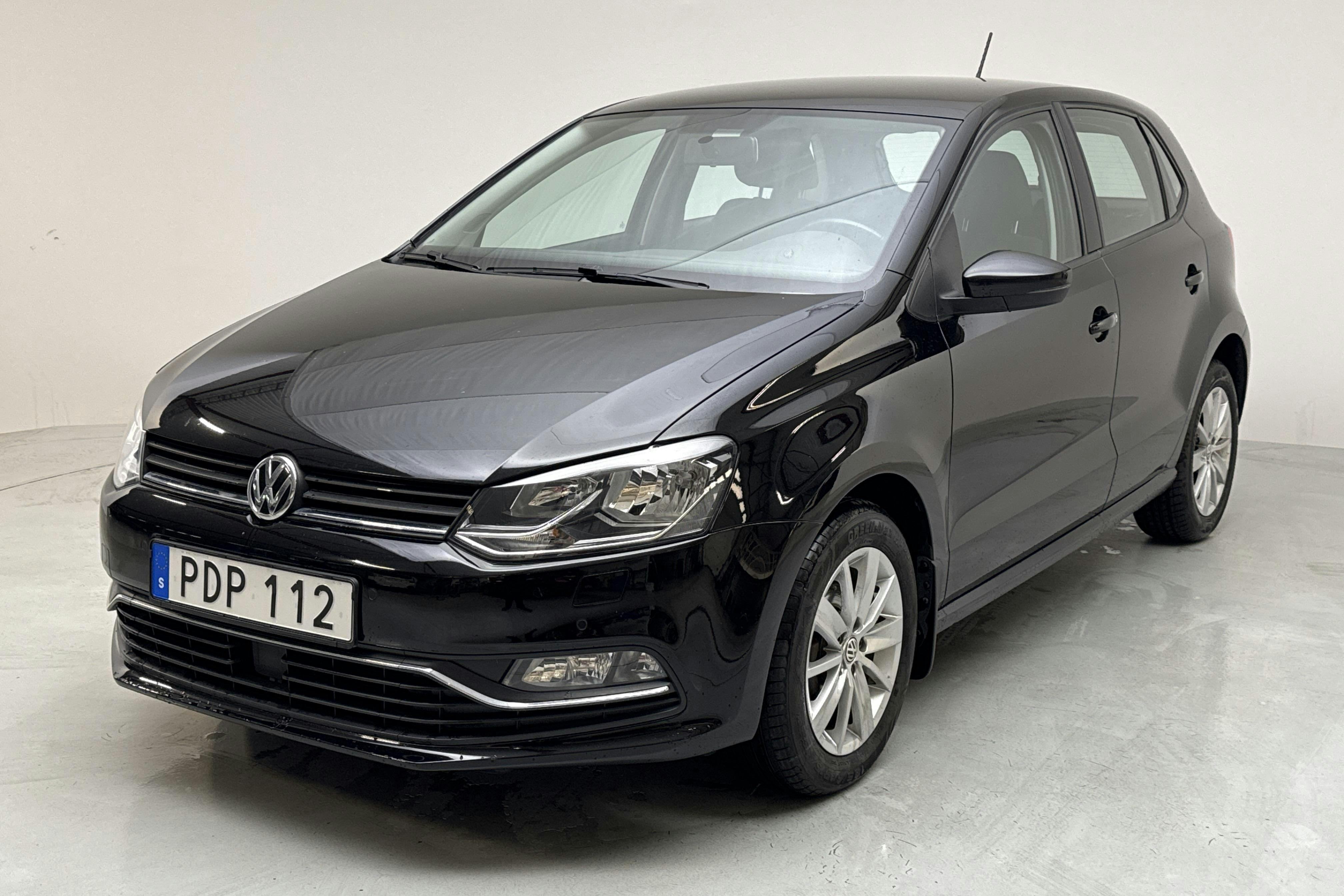 VW Polo 1.2 TSI 5dr (90hk) - 10 556 mil - Manuell - svart - 2017