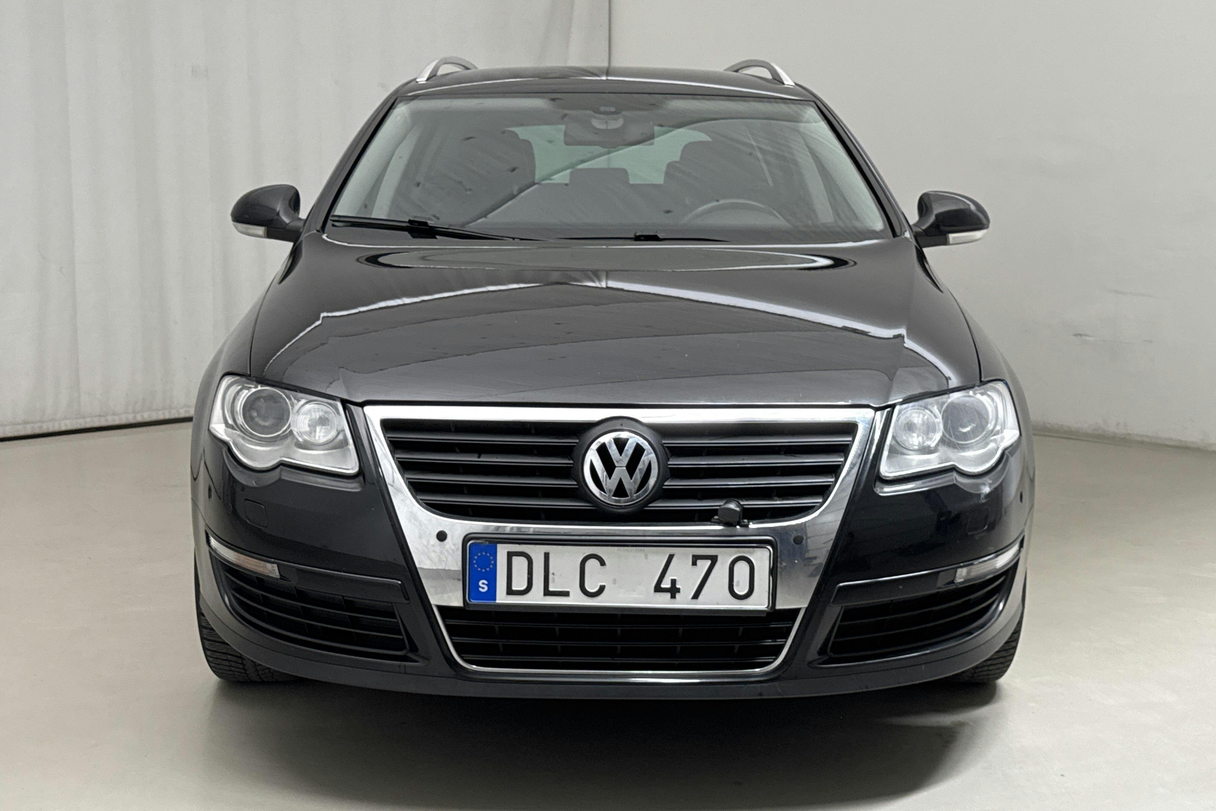VW Passat 1.4 TSI EcoFuel Variant (150hk) - 18 748 mil - Automat - svart - 2010