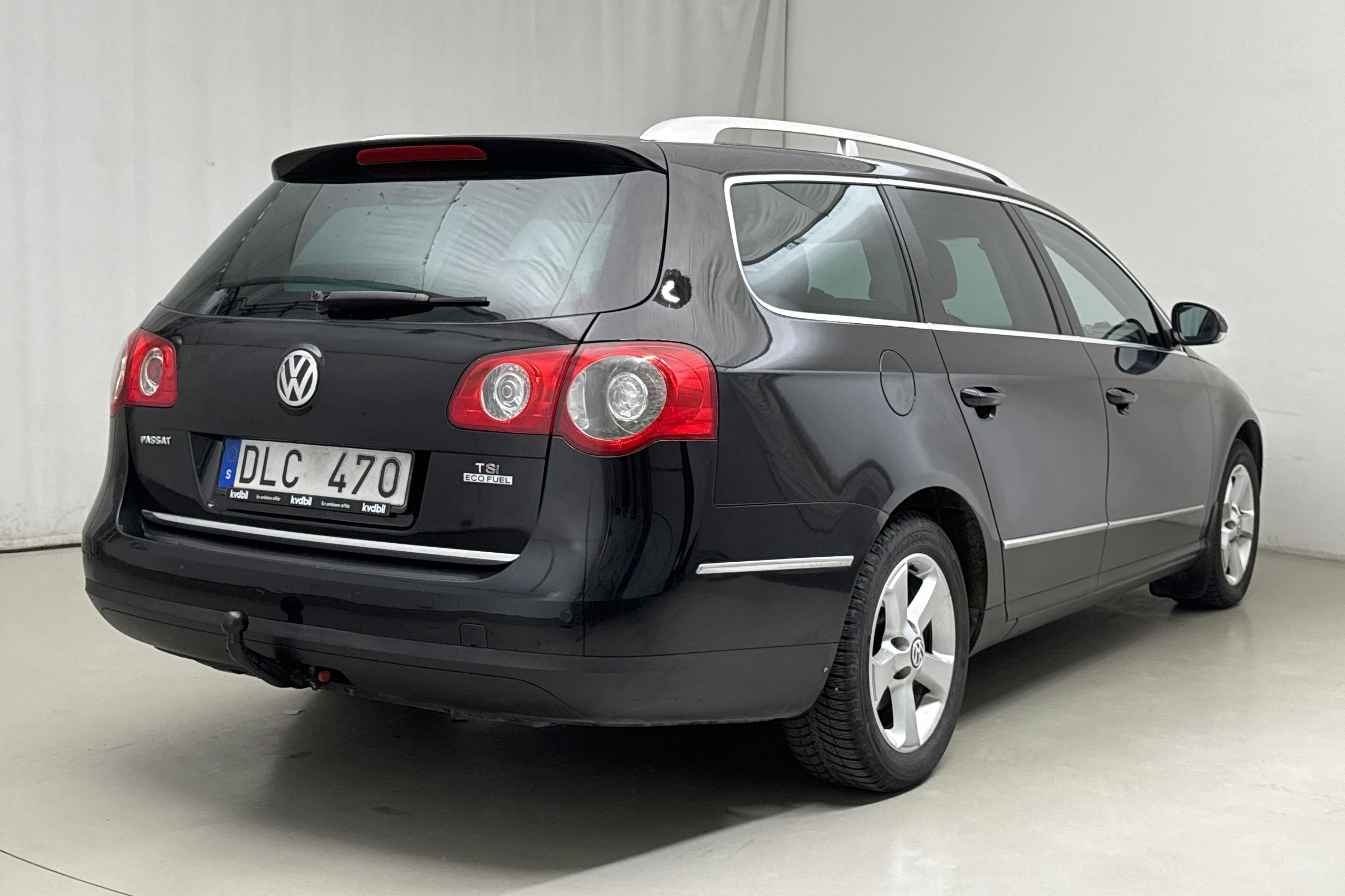 VW Passat 1.4 TSI EcoFuel Variant (150hk) - 18 748 mil - Automat - svart - 2010