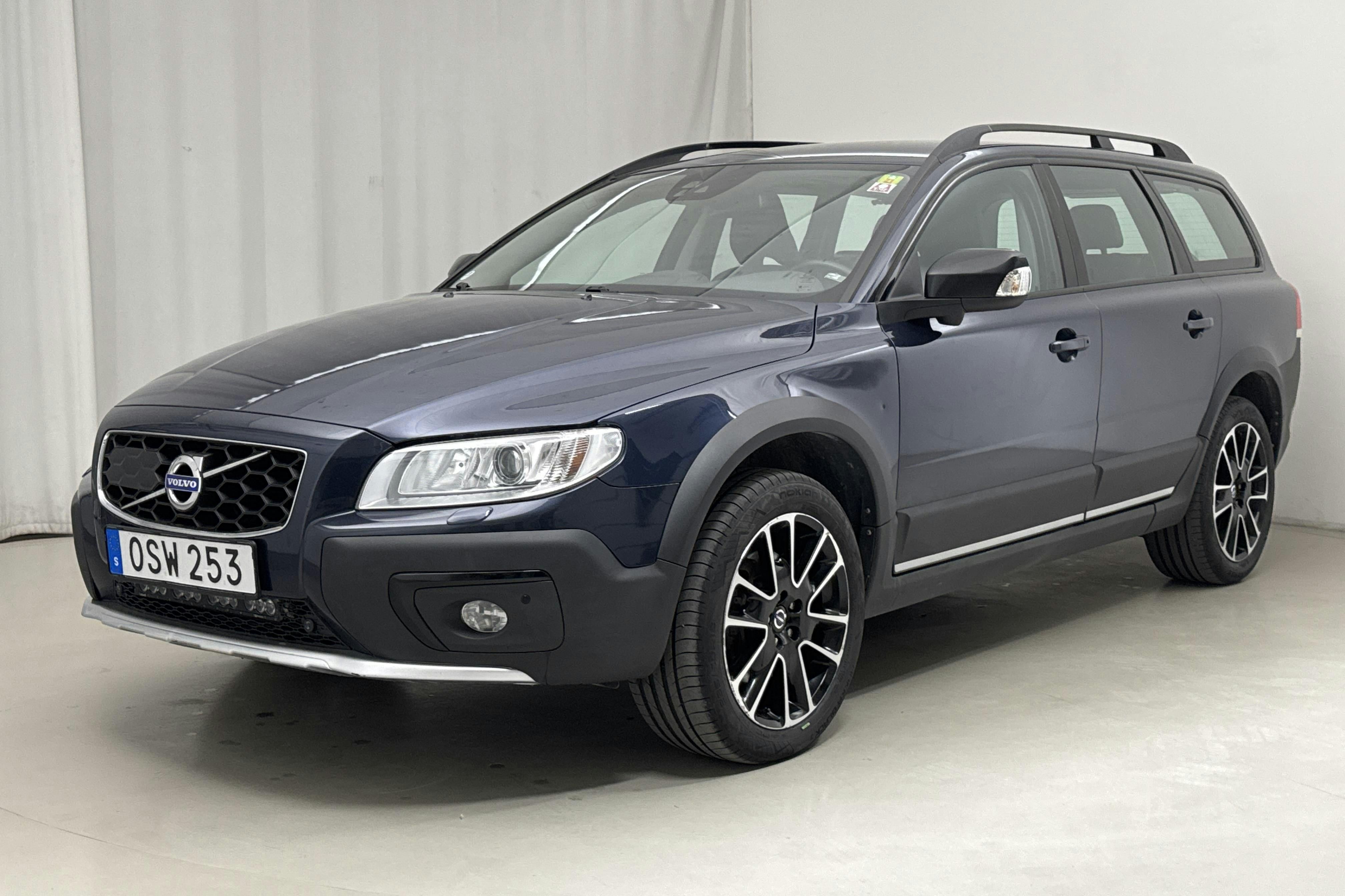 Volvo XC70 II D4 AWD (181hk) - 24 142 mil - Automat - blå - 2015