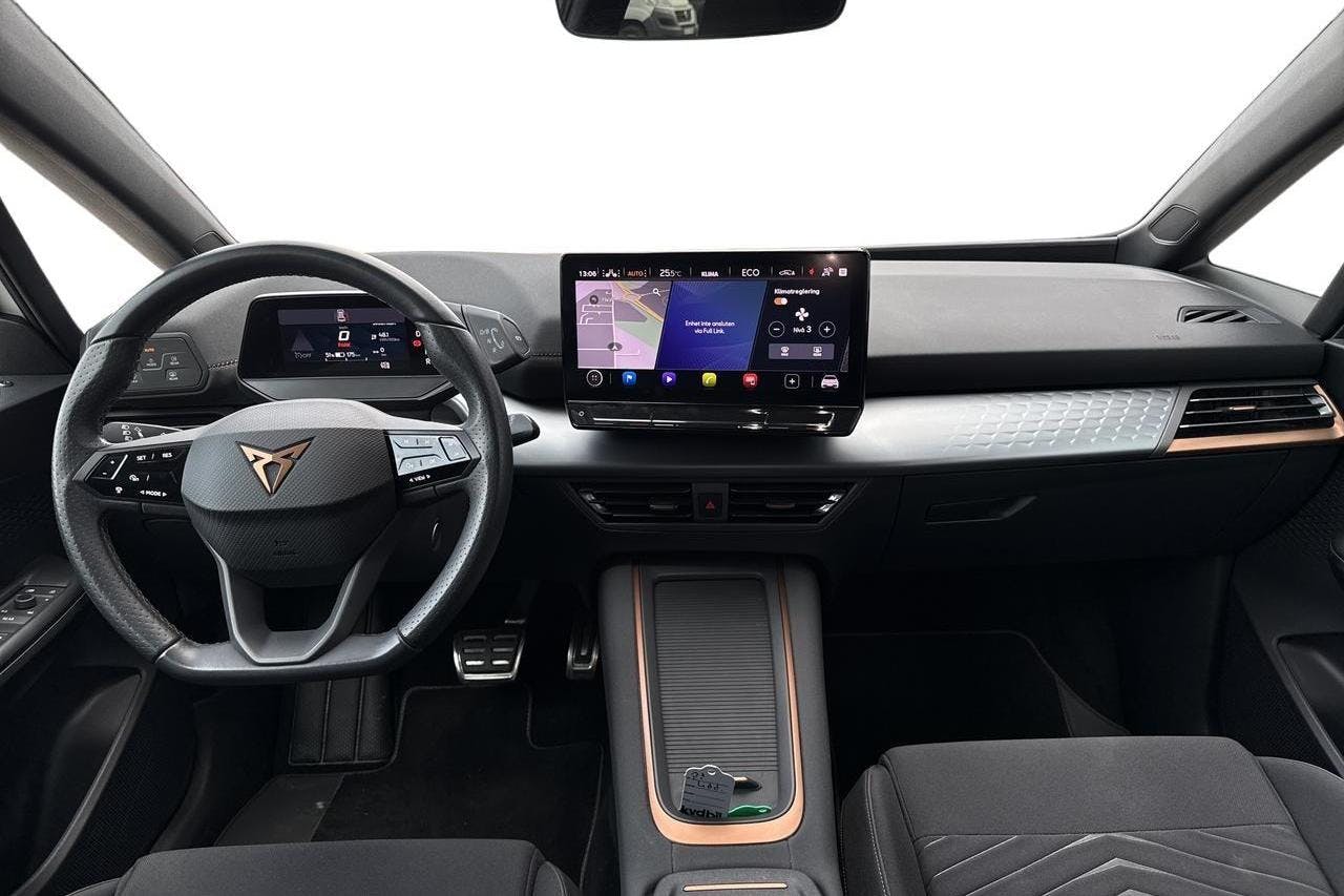 Cupra Born 58 kWh (204hk) - 101 190 km - Automatic - white - 2022
