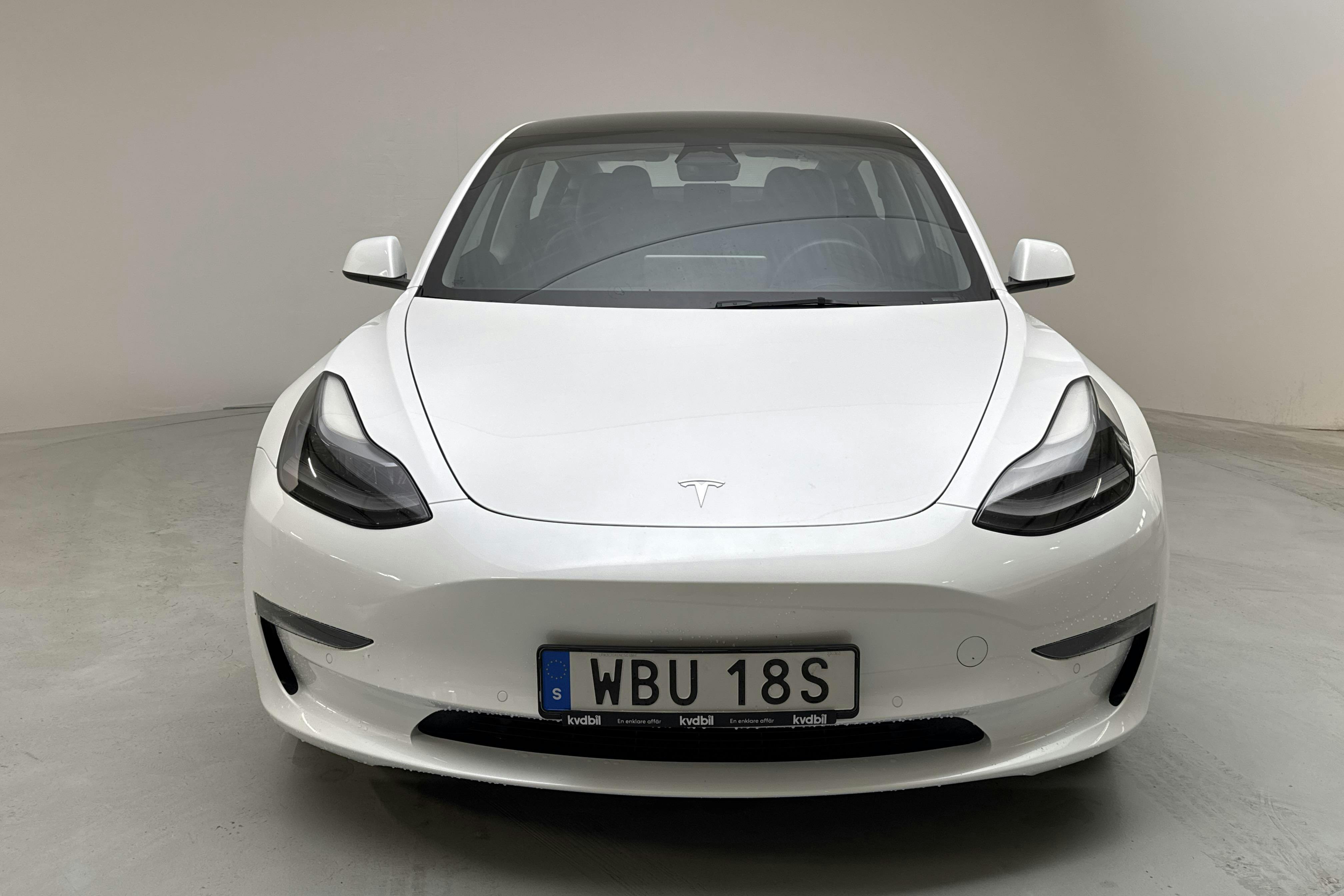 Tesla Model 3 Long Range Dual Motor AWD - 106 410 km - Automatic - white - 2022