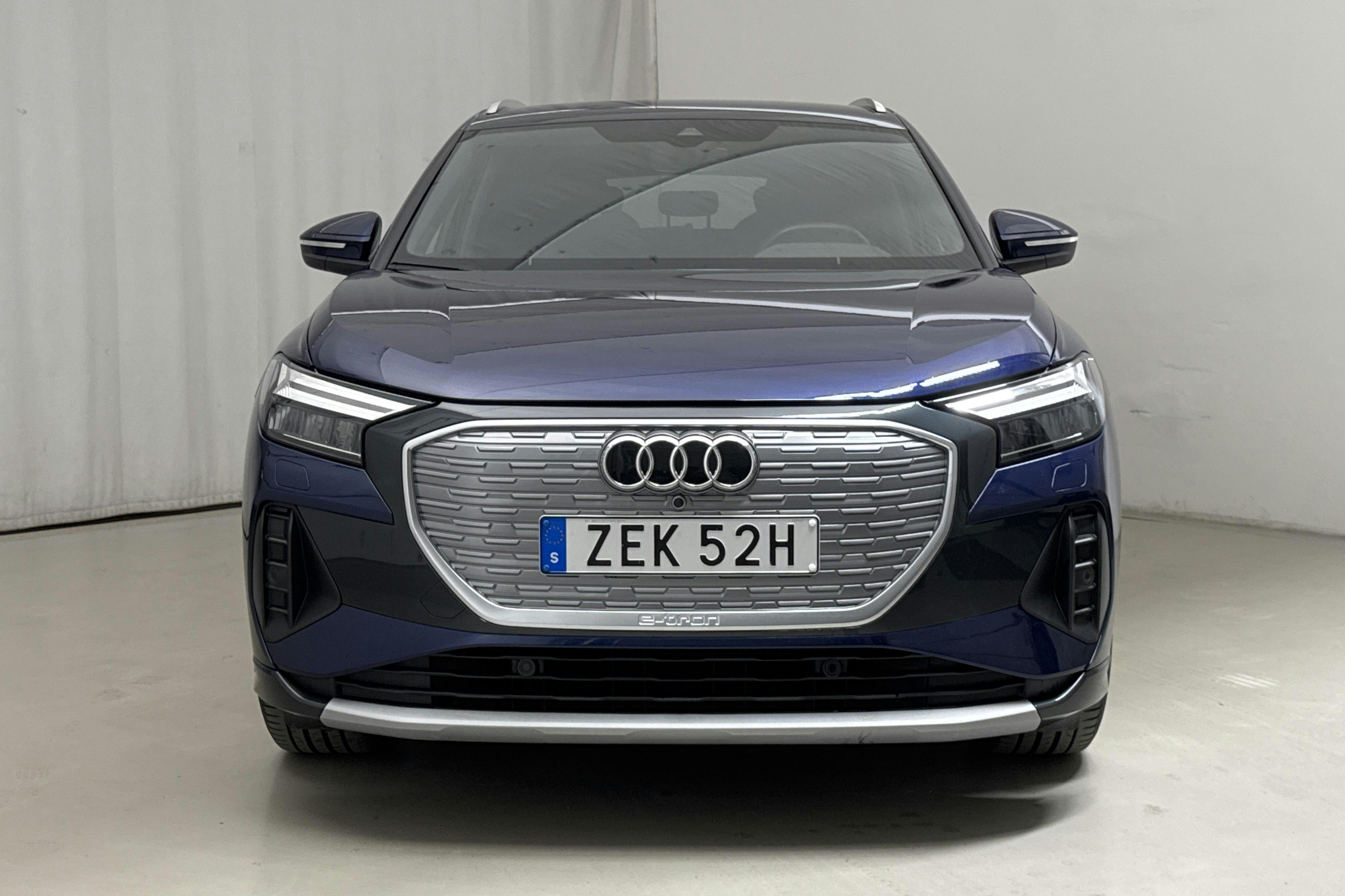 Audi Q4 50 e-tron quattro 77 kWh (299hk) - 6 439 mil - Automat - blå - 2022