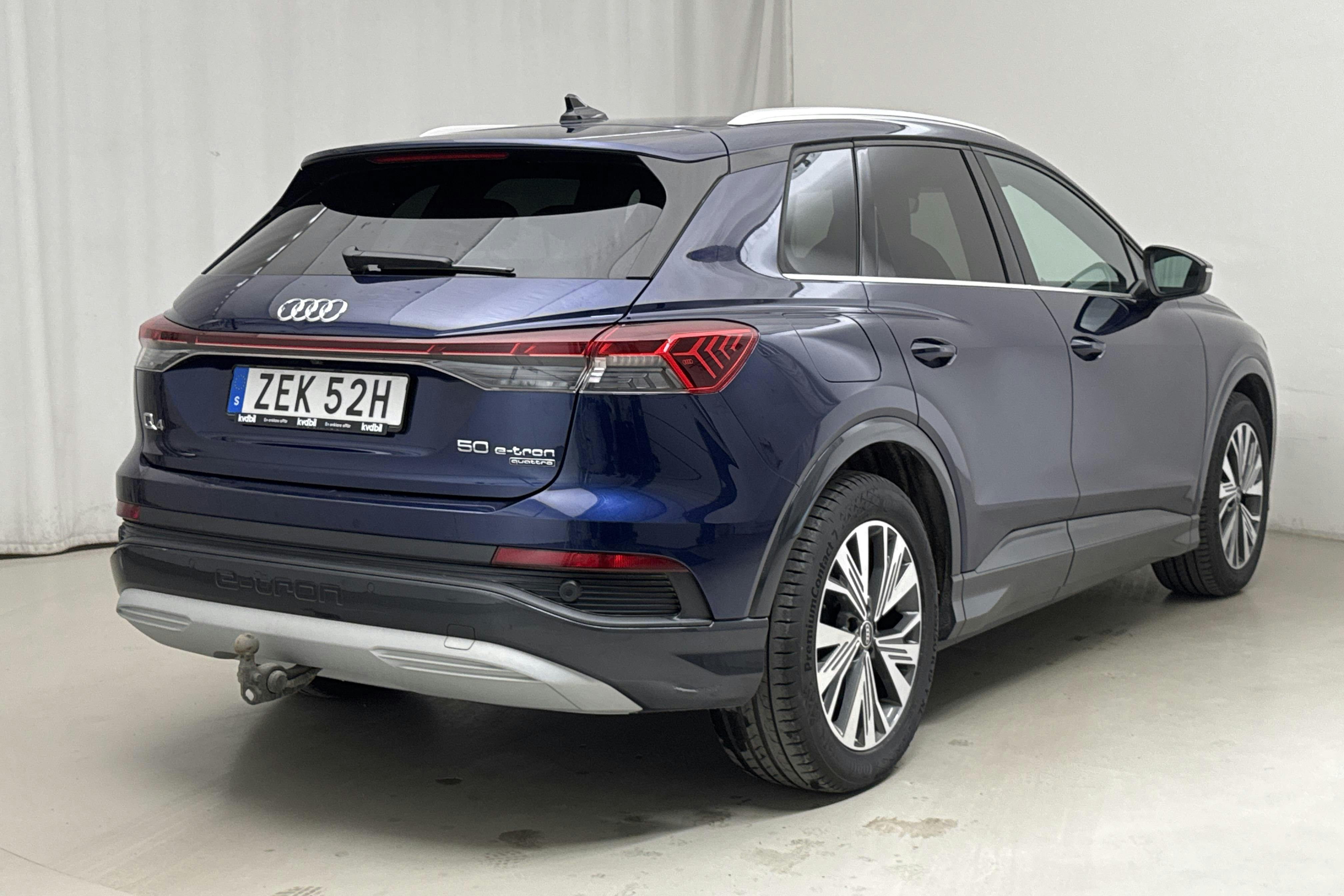 Audi Q4 50 e-tron quattro 77 kWh (299hk) - 6 439 mil - Automat - blå - 2022