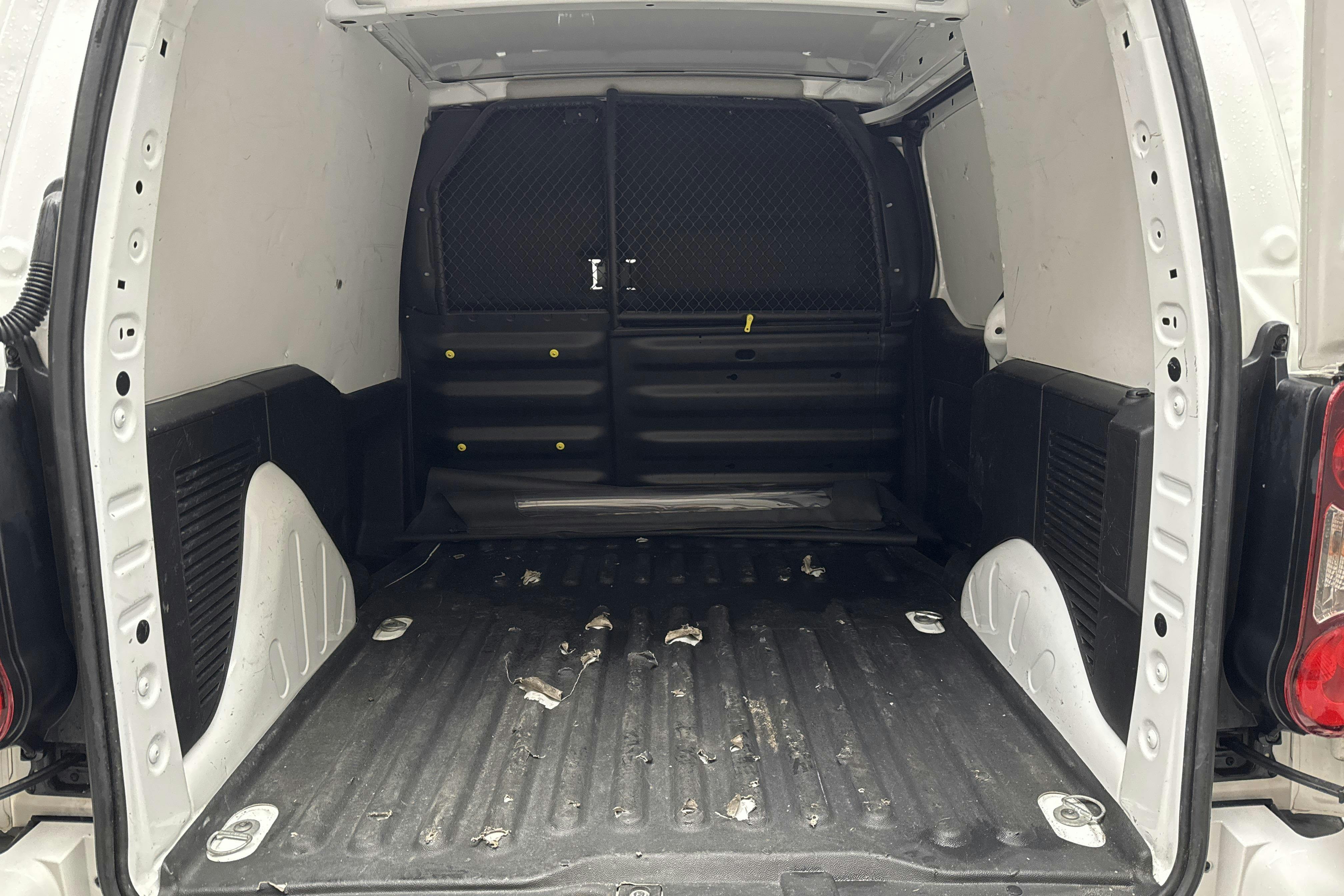 Citroën Berlingo 1.6 BlueHDi Skåp (100hk) - 8 916 mil - Manuell - vit - 2016