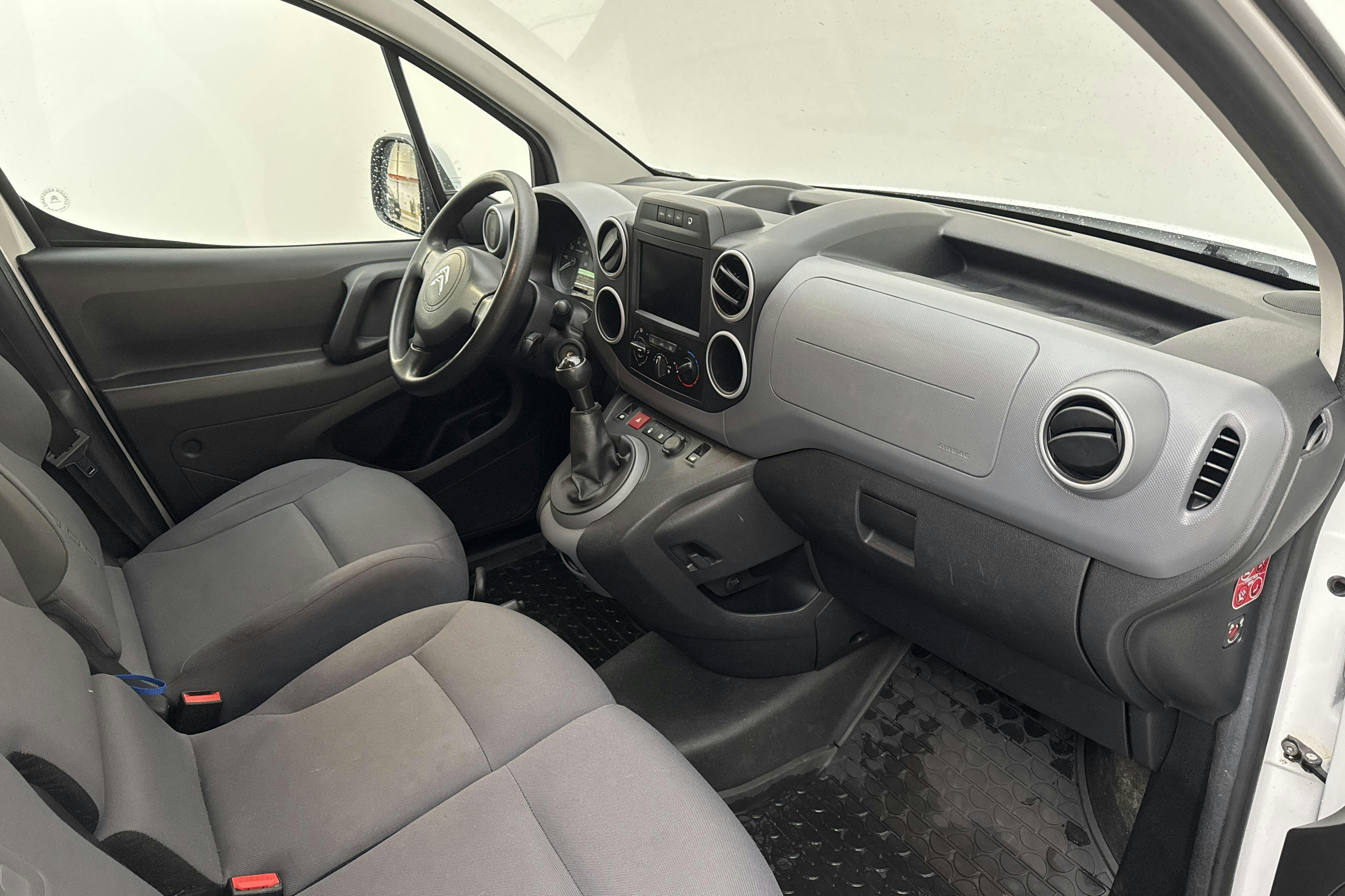 Citroën Berlingo 1.6 BlueHDi Skåp (100hk) - 8 916 mil - Manuell - vit - 2016