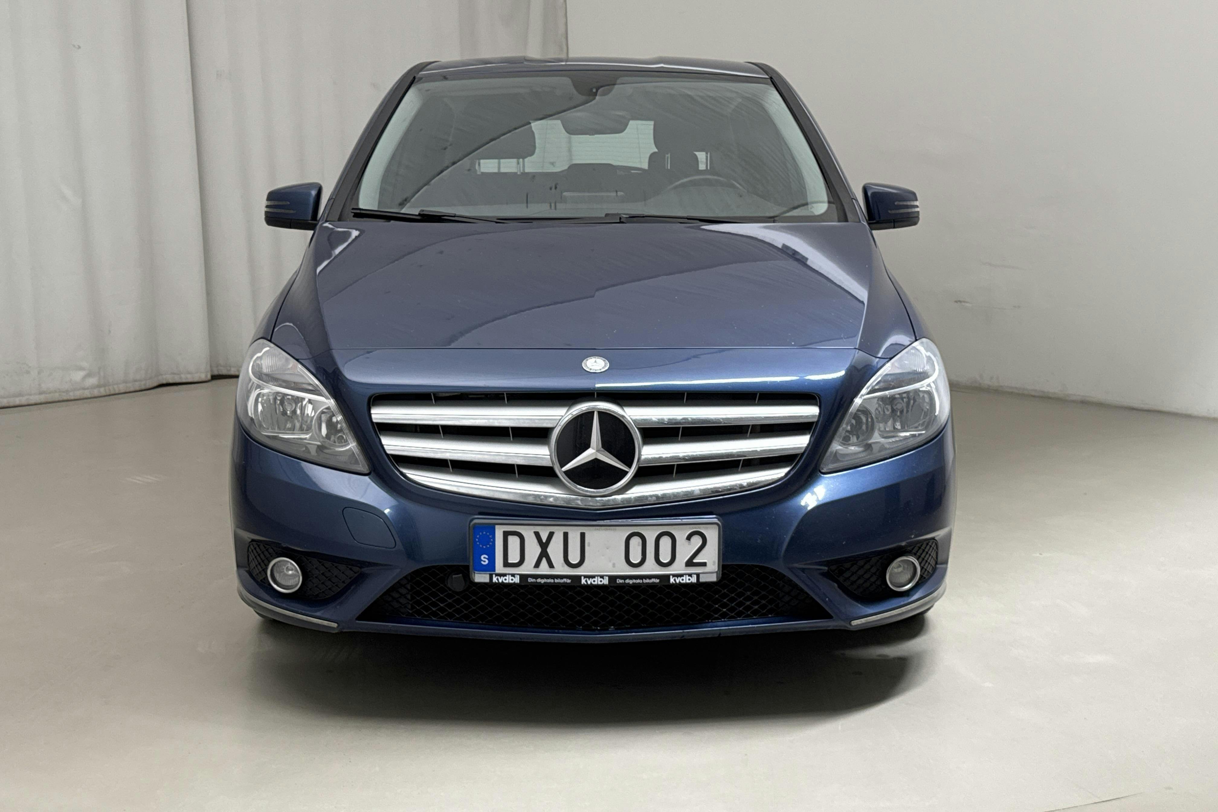 Mercedes B 180 W246 (122hk) - 172 780 km - Manual - blue - 2013