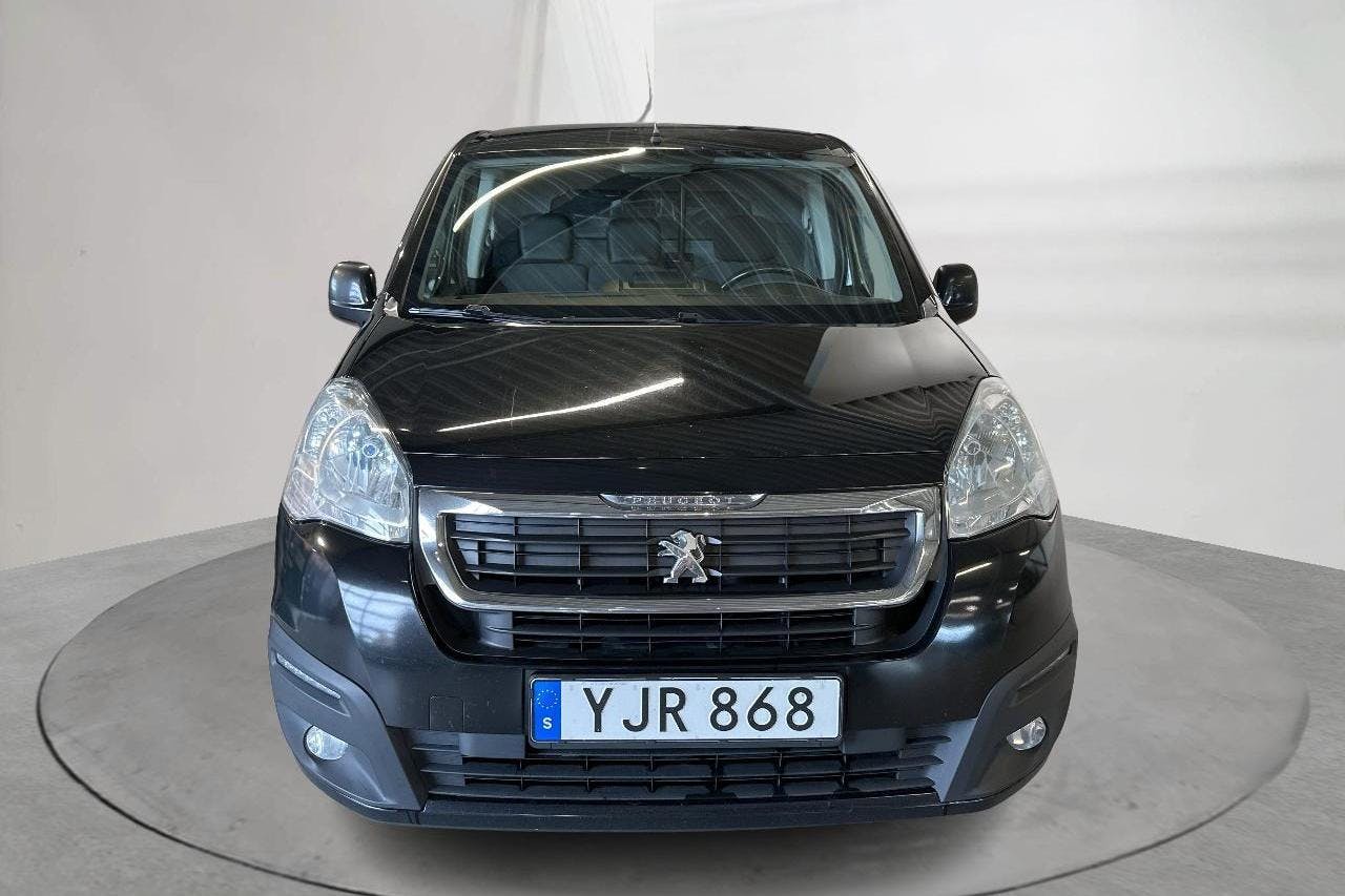 Peugeot Partner 1.6 BlueHDI Skåp (120hk) - 136 170 km - Manual - black - 2017