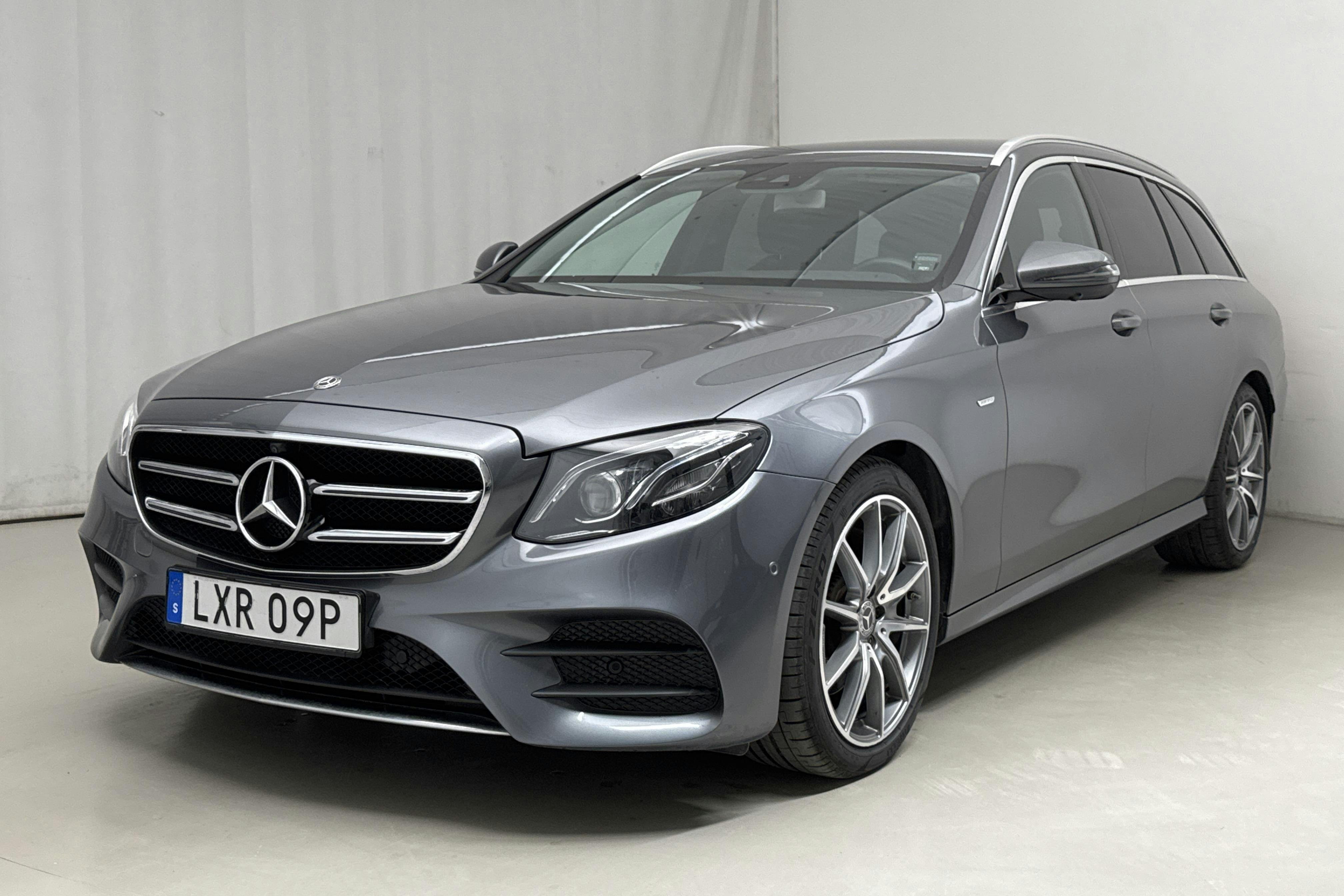 Mercedes E 220 d 4MATIC Kombi S213 (194hk) - 9 710 mil - Automat - grå - 2020
