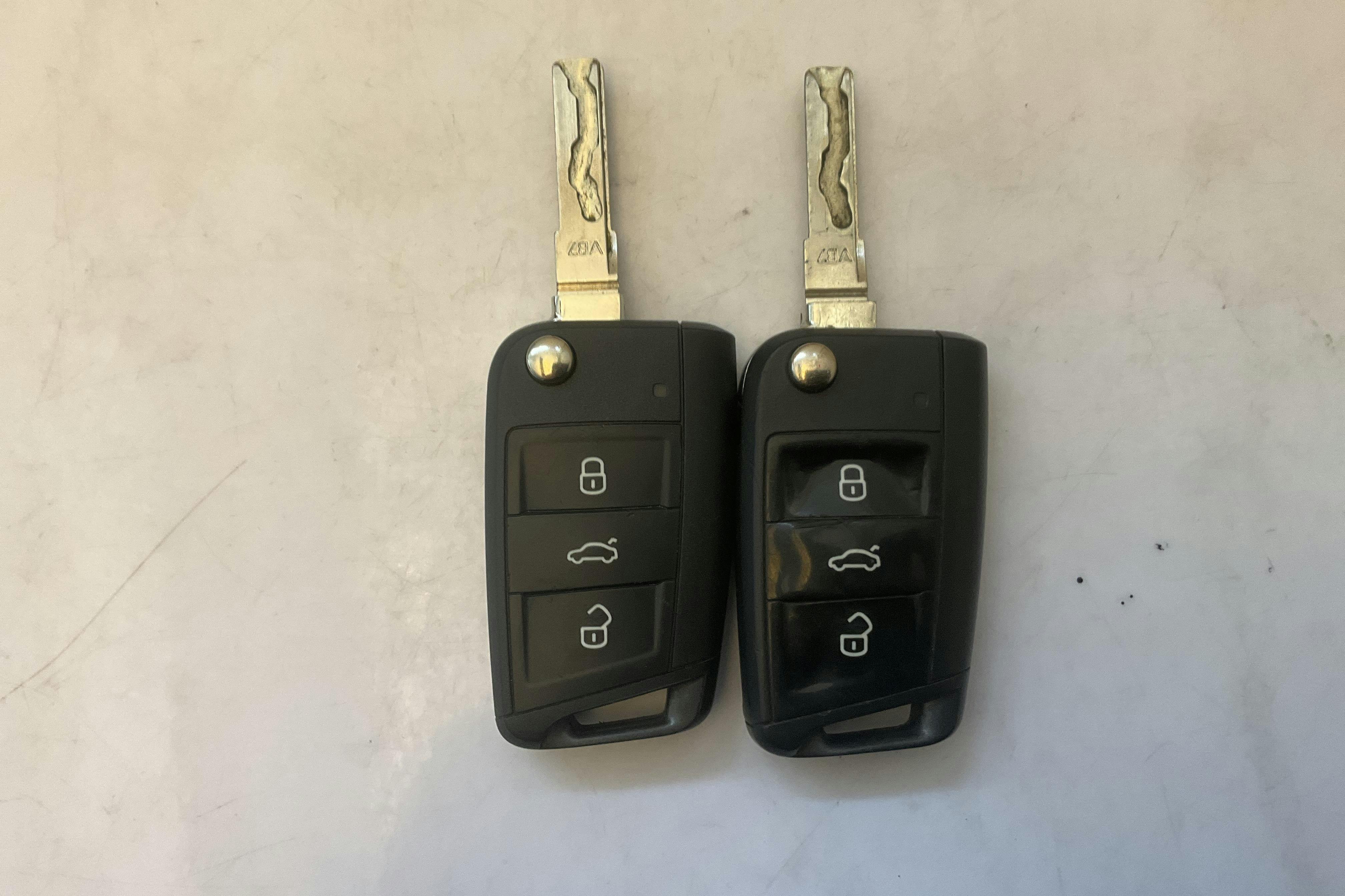 Presentation photo 12 of 12: Skoda Rapid 1.4 TDI Spaceback (90hk) - 203 850 km - Manual - white - 2018