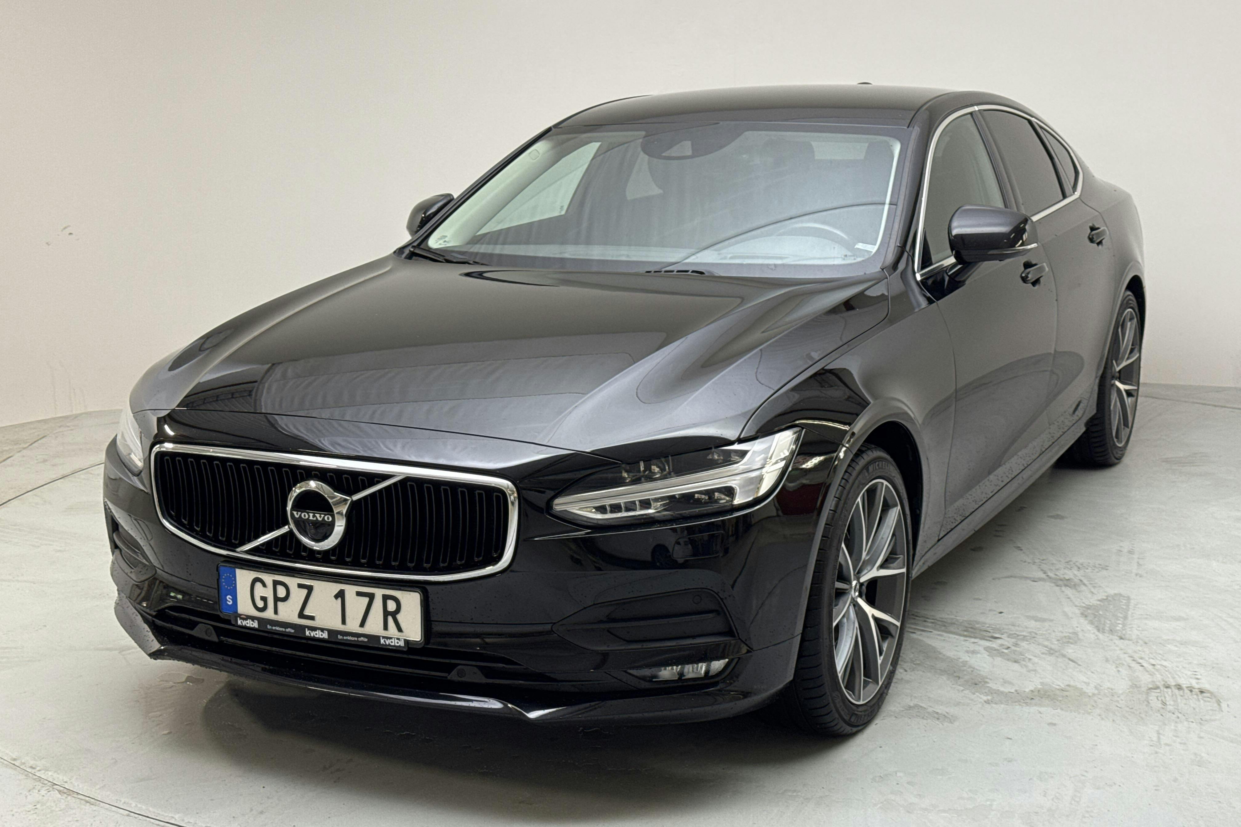 Volvo S90 D4 (190hk) - 13 073 mil - Automat - svart - 2020